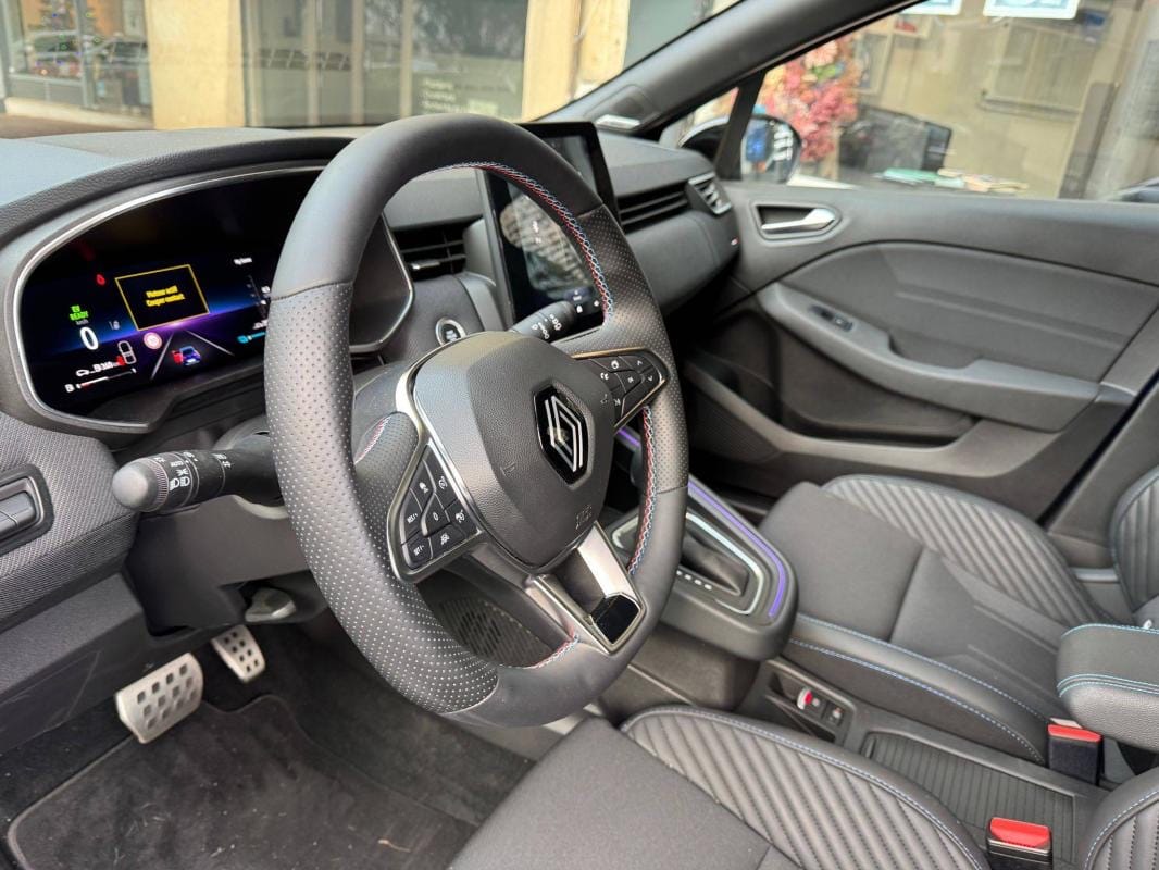 Renault Clio avec Climatisation