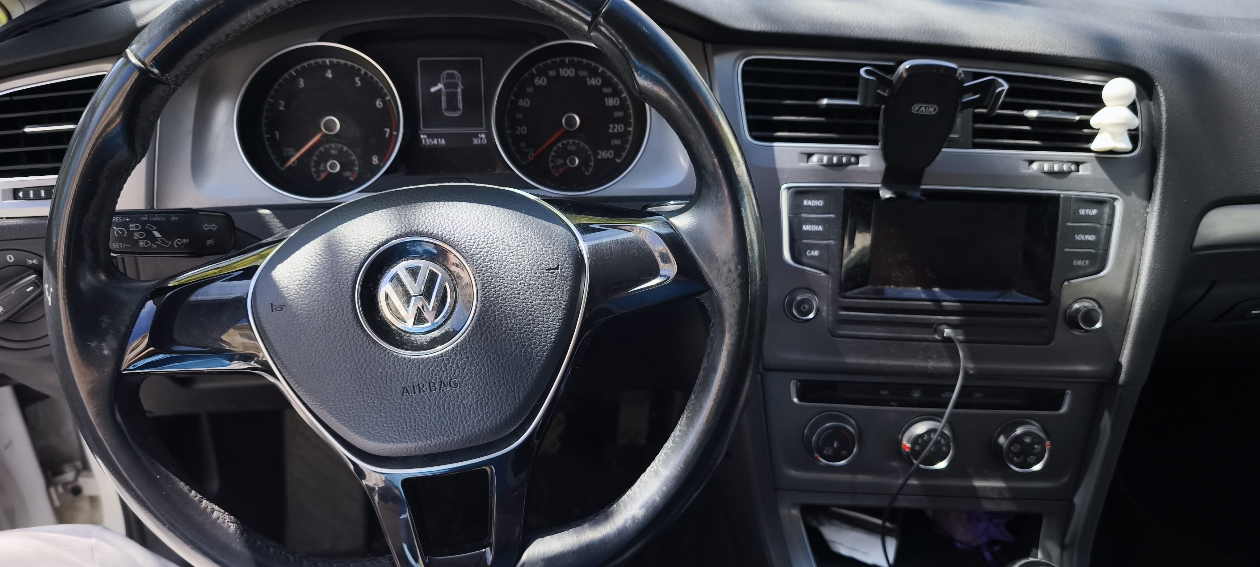 Volkswagen Golf avec Climatisation