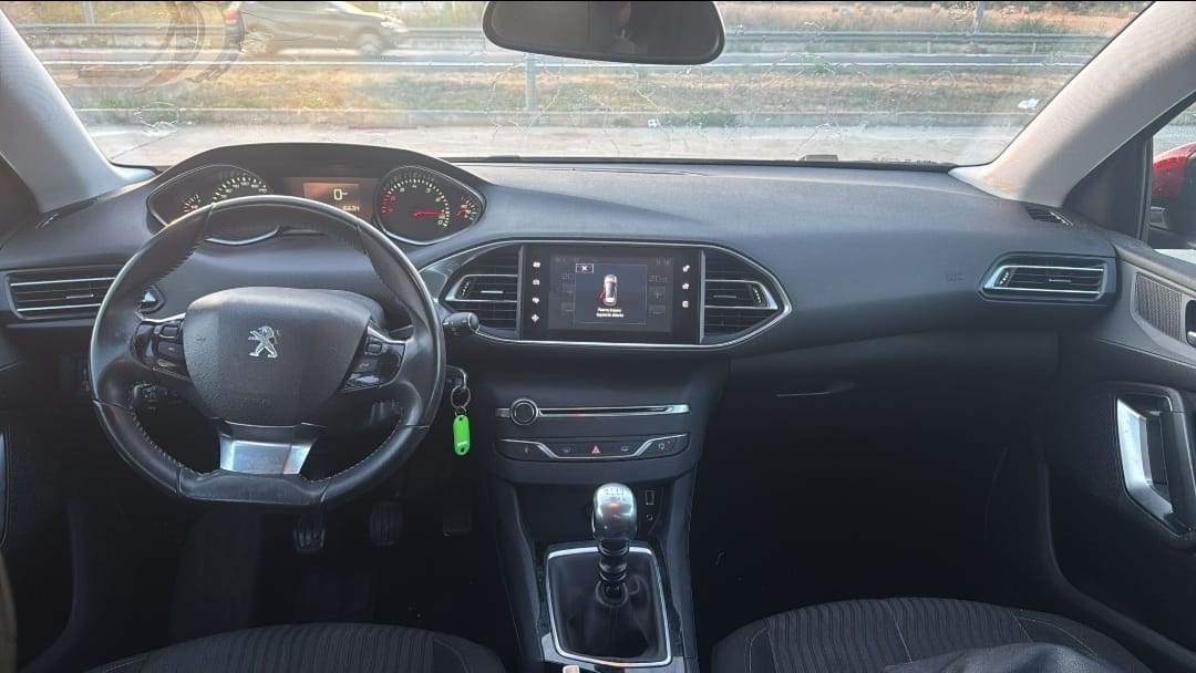 Peugeot 308 med GPS