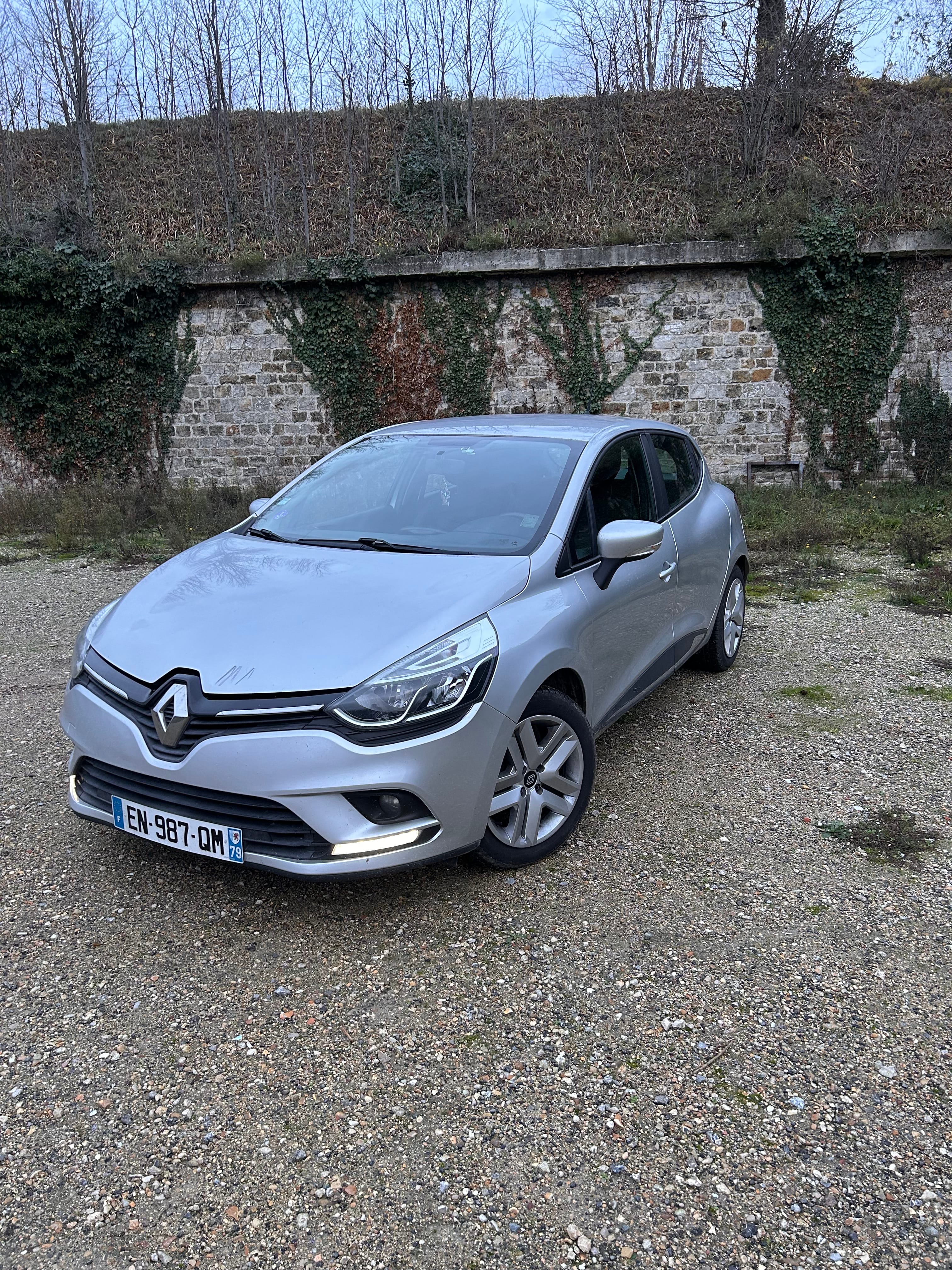 Renault Clio 0.9, 2017, Essence 98