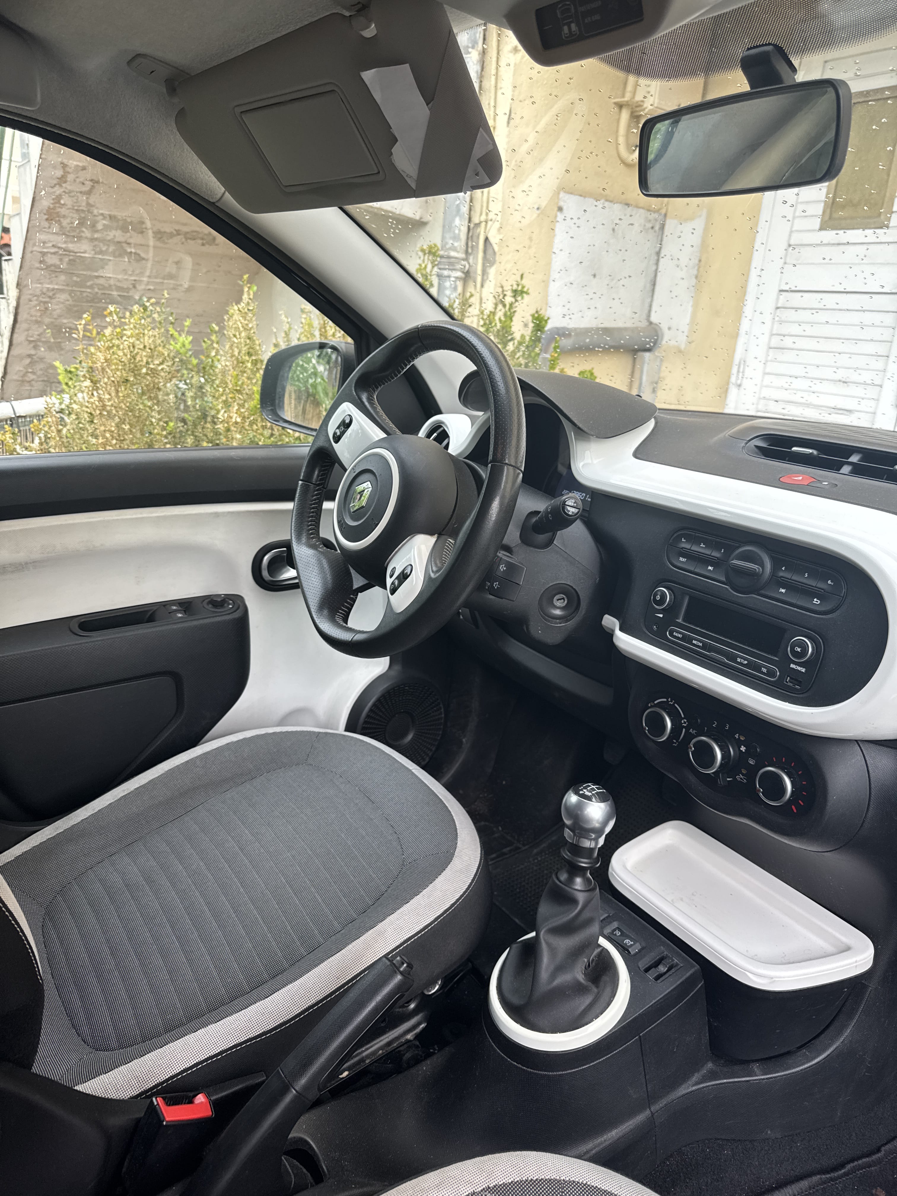 Renault Twingo III avec Siège bébé