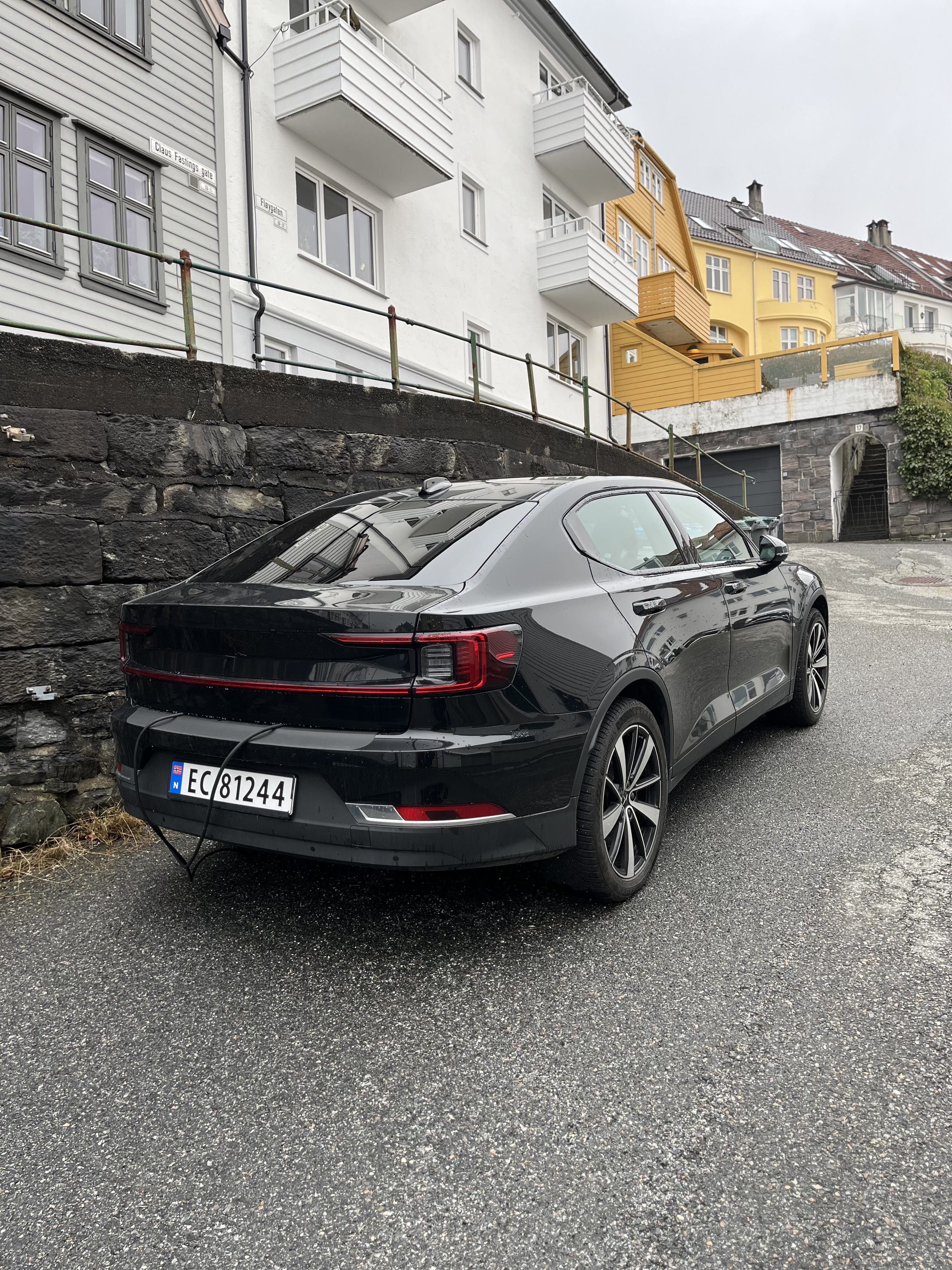 Polestar 2 Long Range Dual Motor med GPS