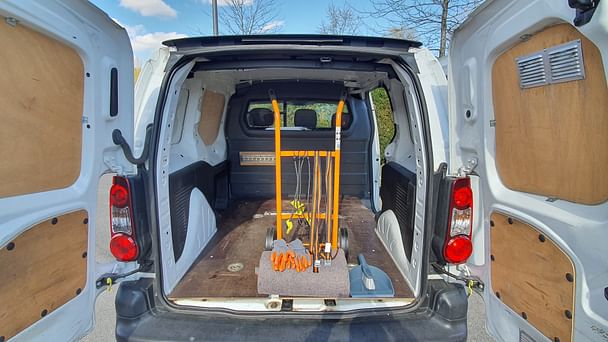 Citroen Berlingo 1.6 Hdi 75ch DZ988RS avec Entrée audio / iPod
