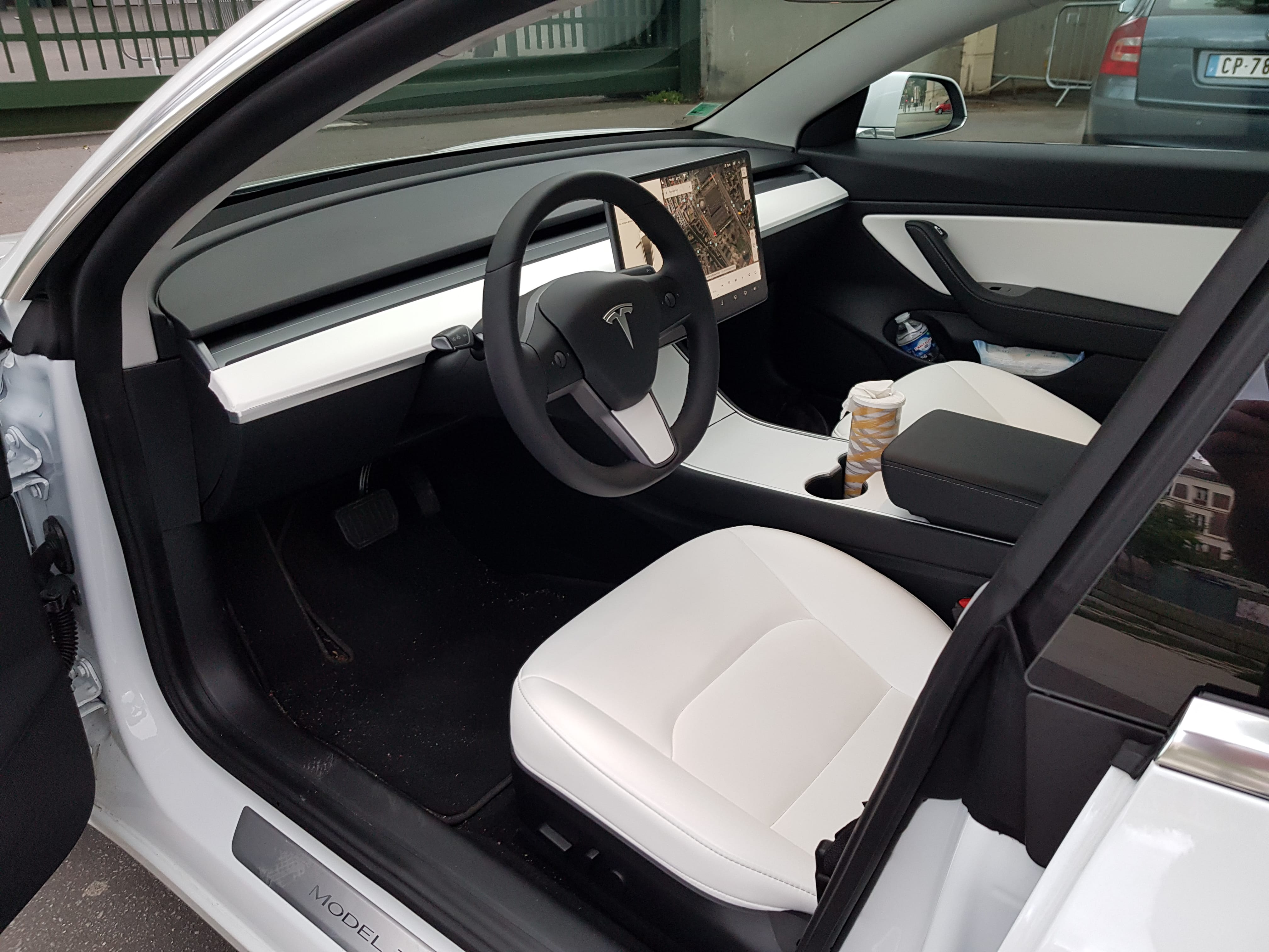 Tesla Model 3 LR AWD avec Régulateur de vitesse
