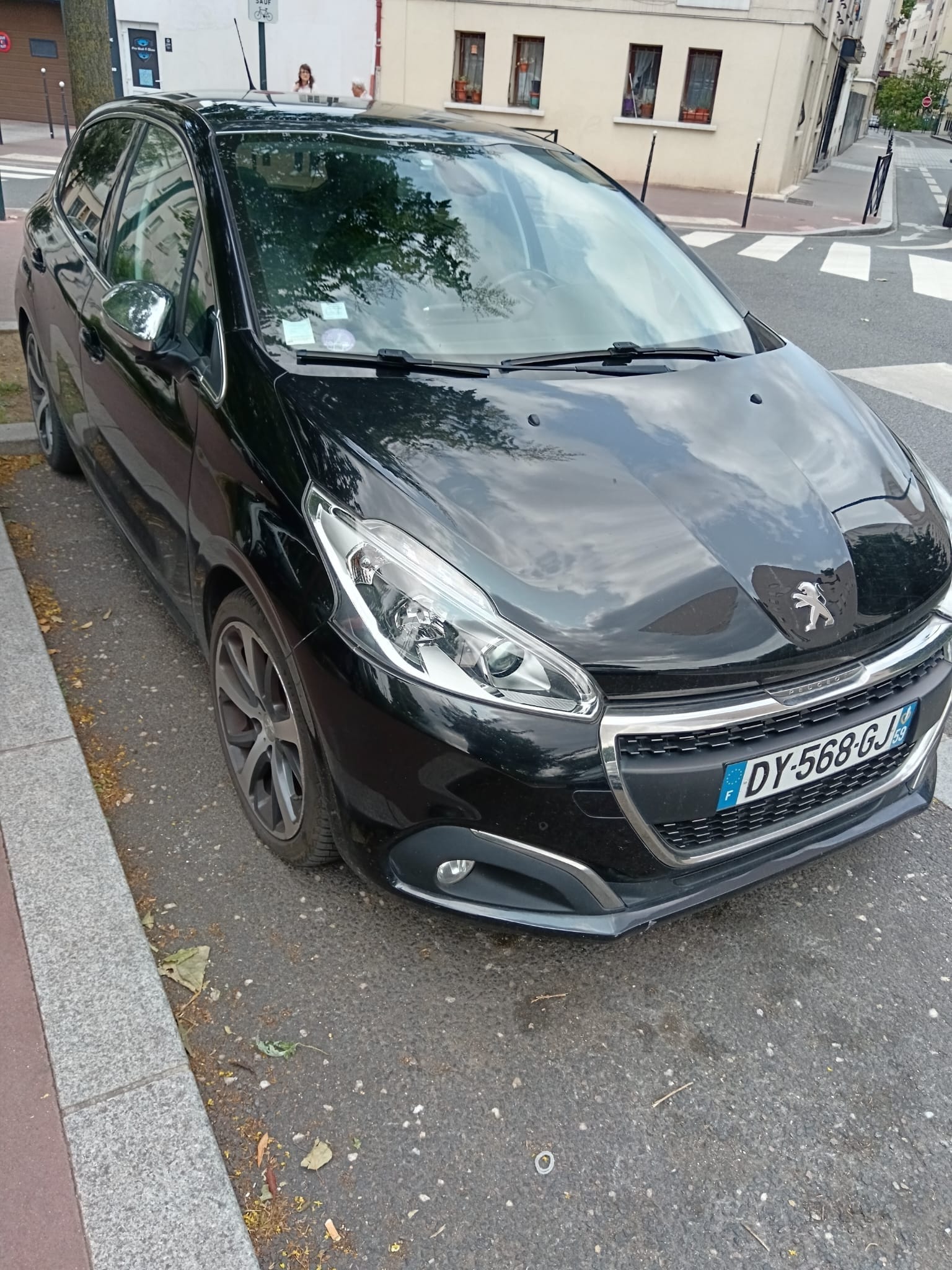 Peugeot 208 avec Climatisation