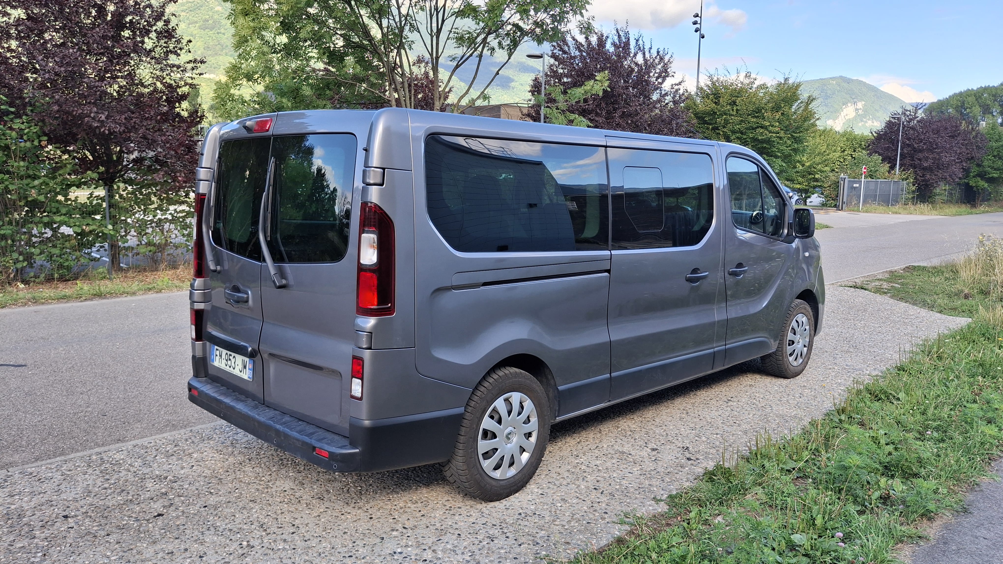 Renault Trafic Passenger 9 places rallongé, 170CV boite automatique avec Climatisation