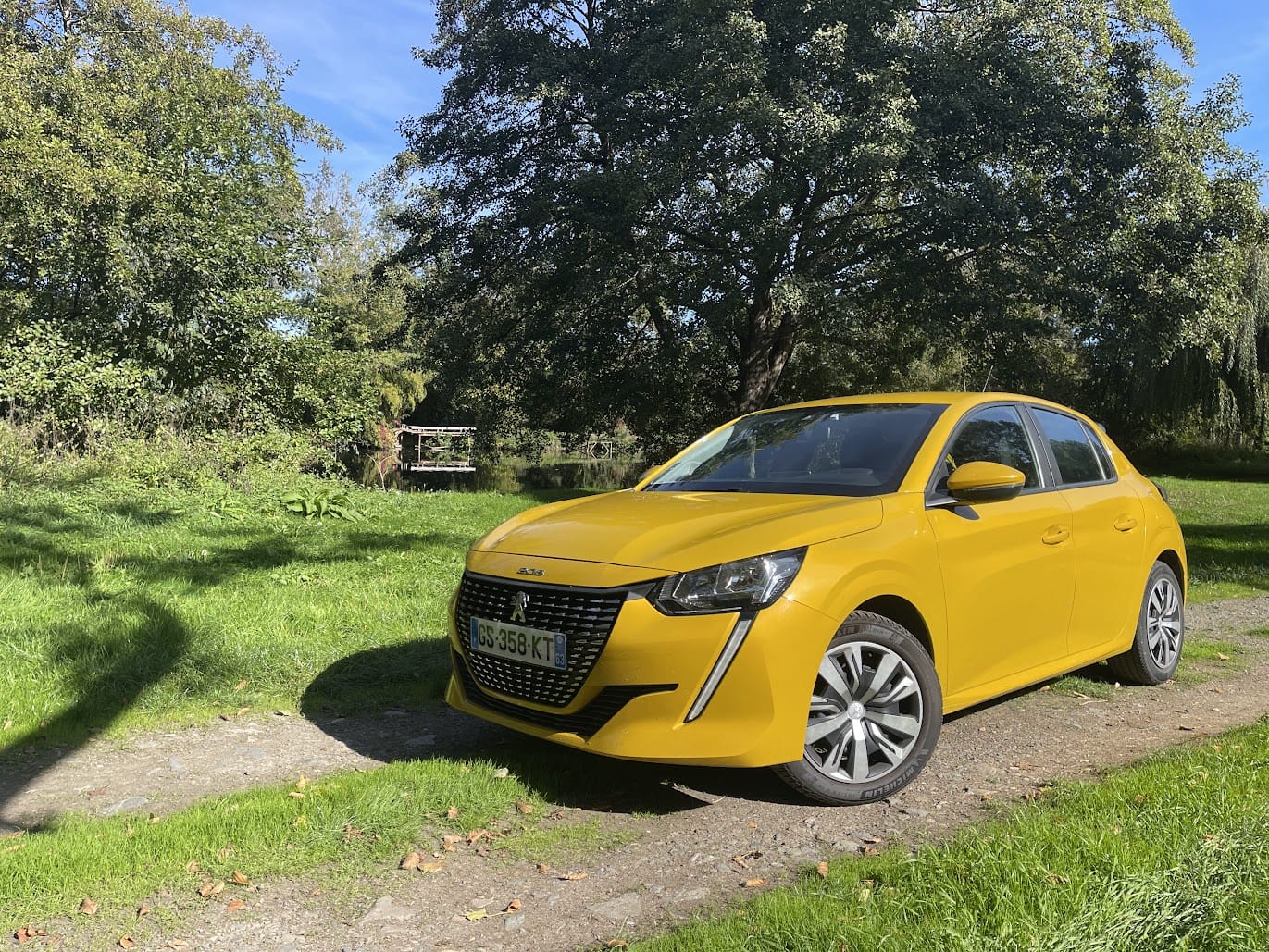 Peugeot 208 Boîte automatique - sièges chauffants, 2020, Essence 95, automatique