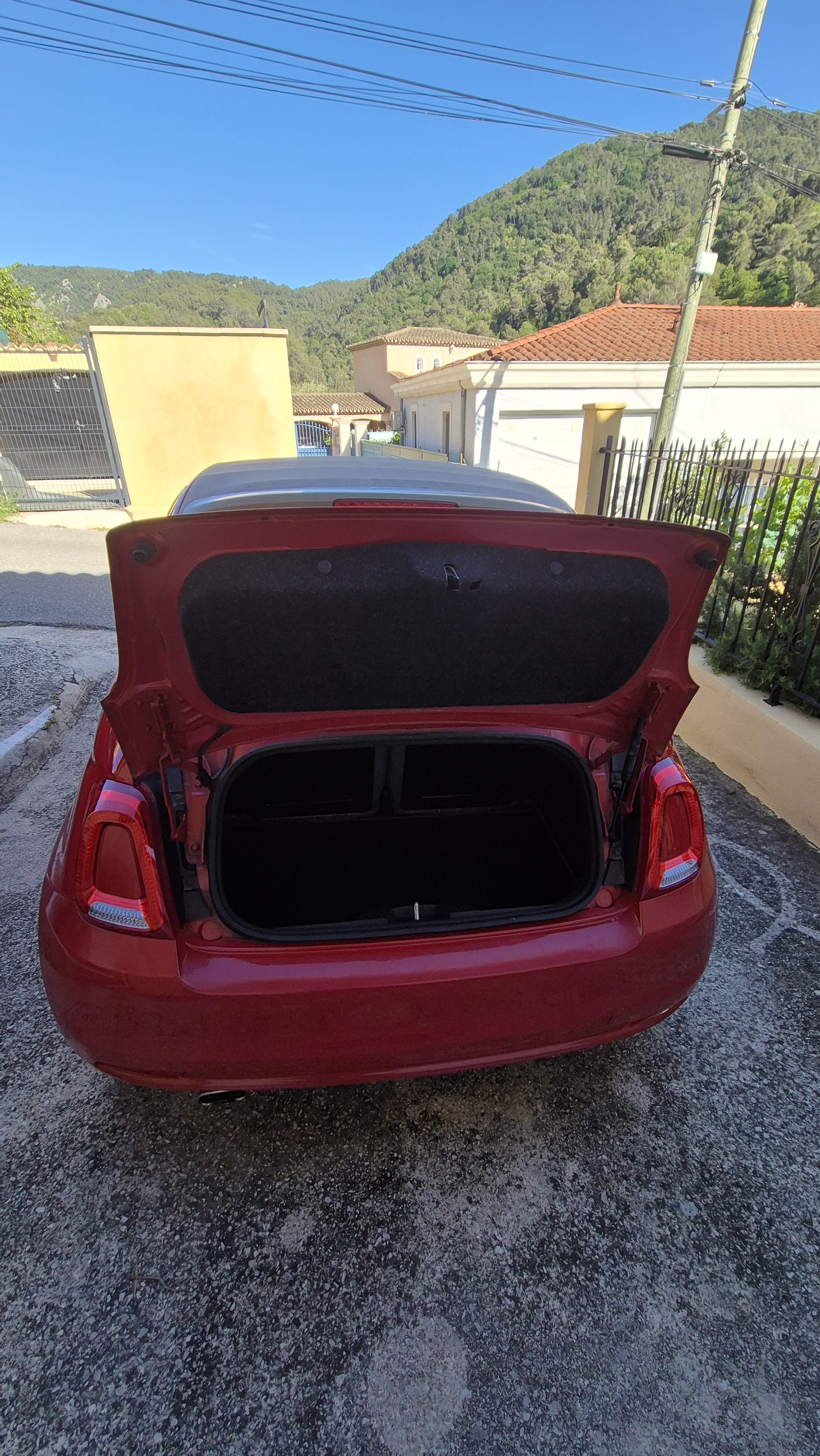 Fiat 500 C Hybride Cabriolet avec Audio Bluetooth