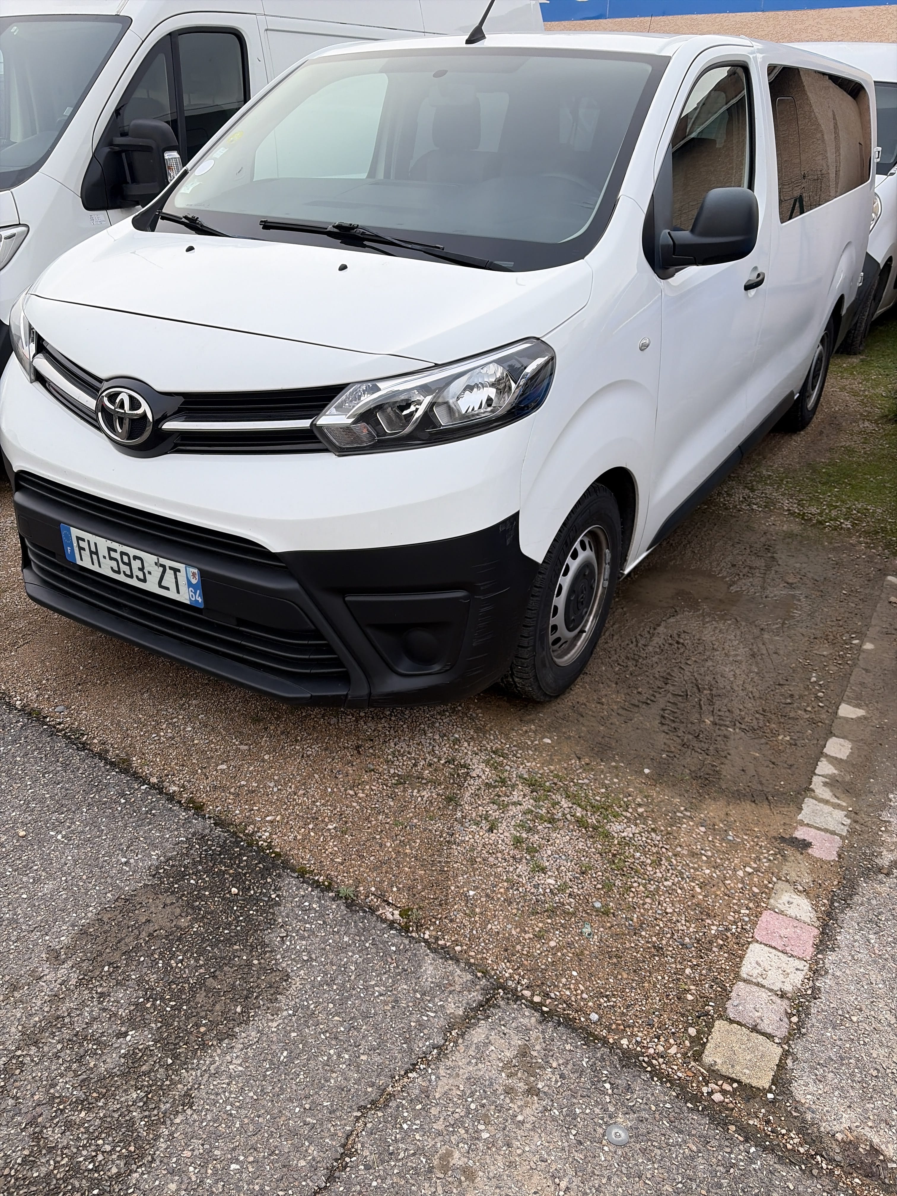 Toyota Proace Combi, 2019, Diesel, 9 places et plus
