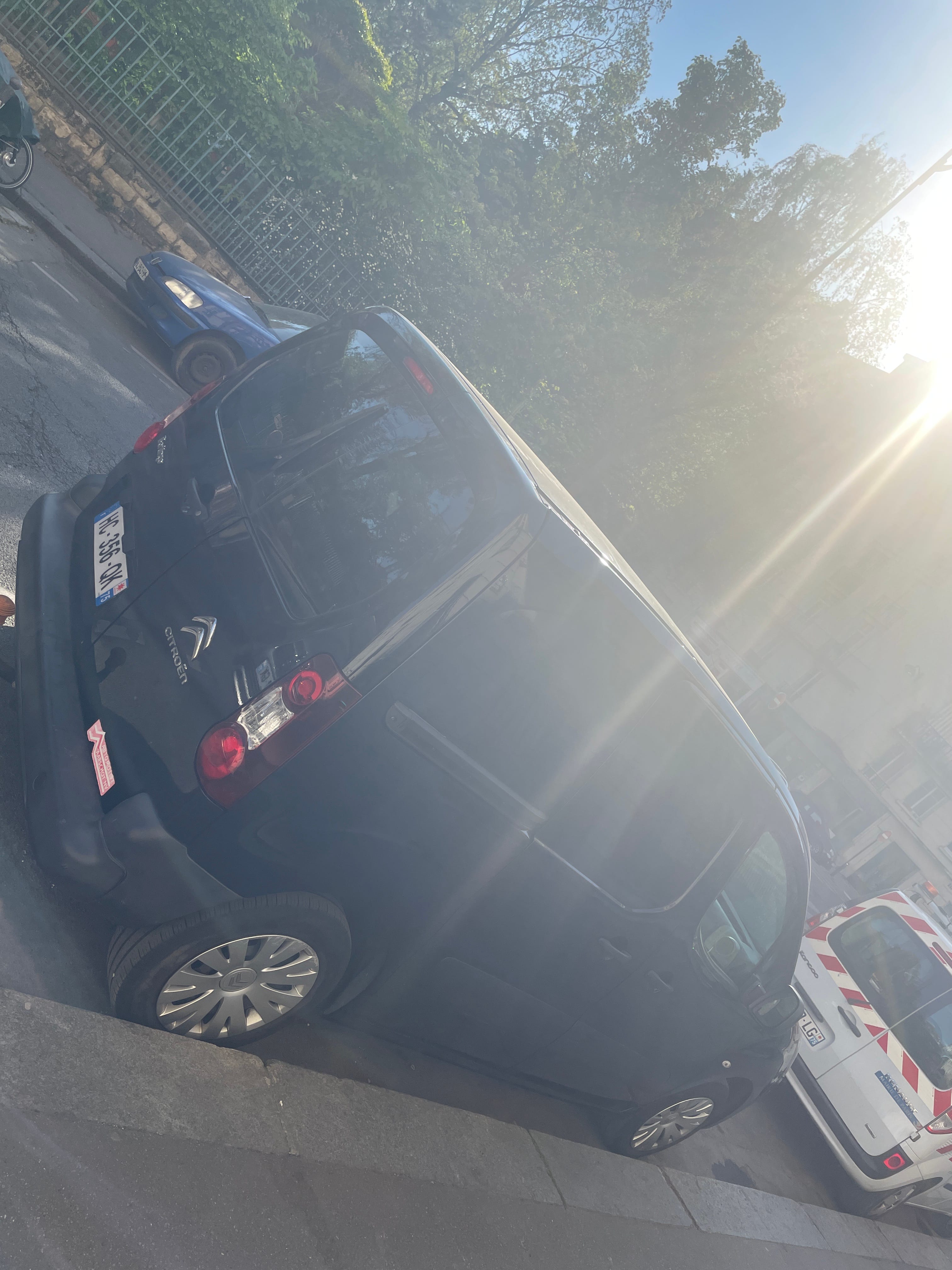 Citroen Berlingo avec Entrée audio / iPod