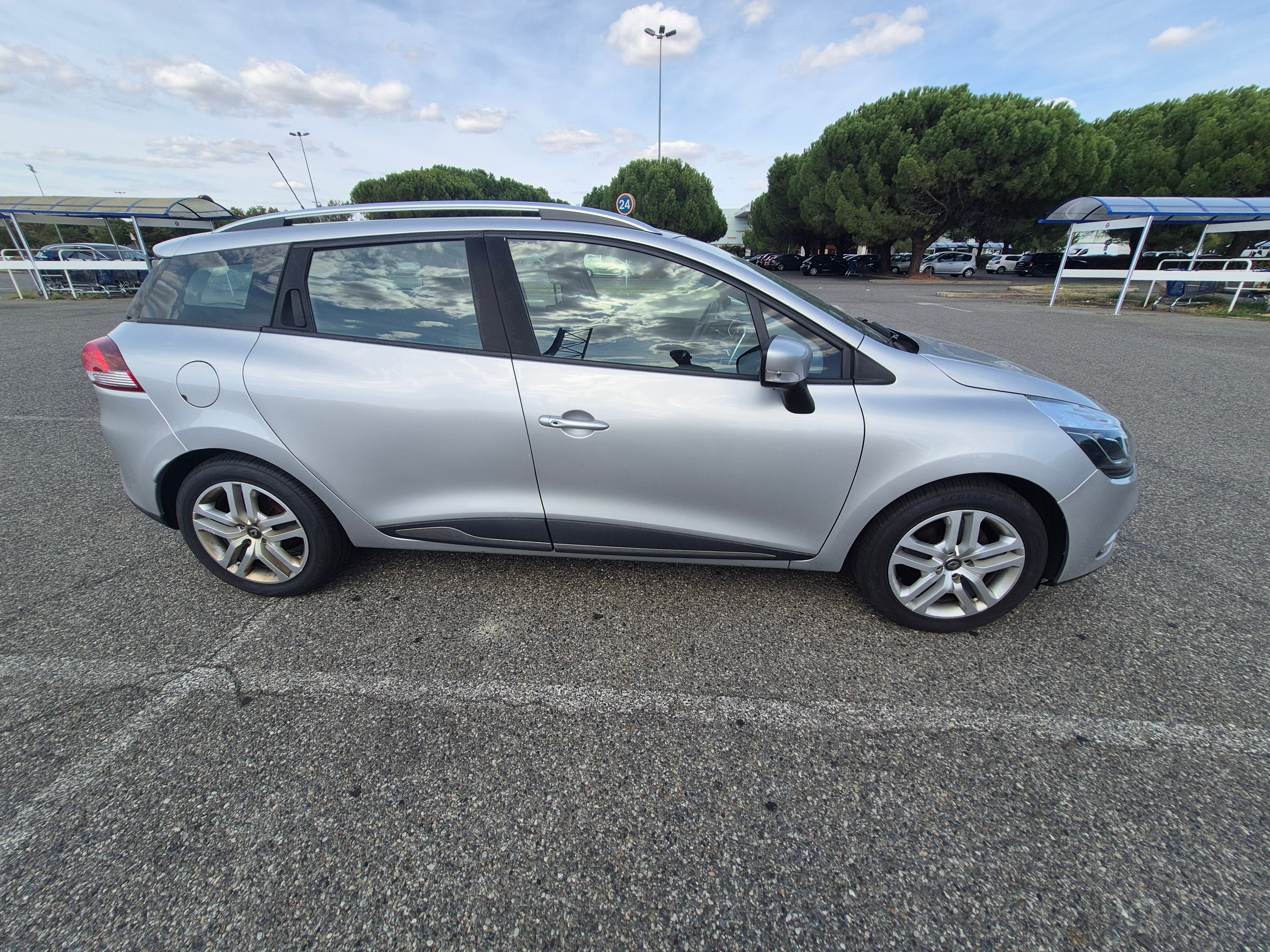 Renault Clio Estate mit Klimaanlage