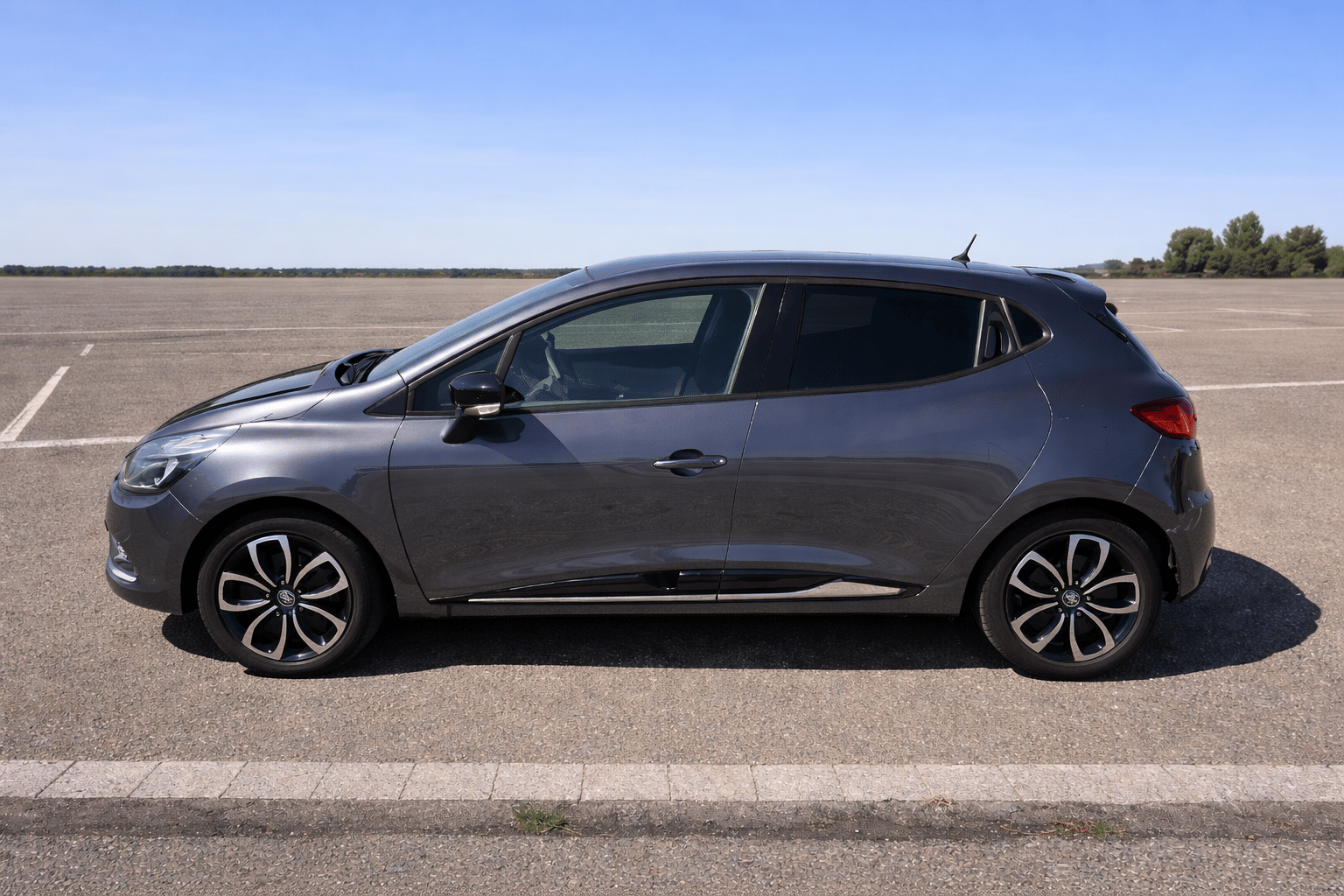 Renault Clio ESSENCE  BOITIER CONNECT H24 avec Climatisation