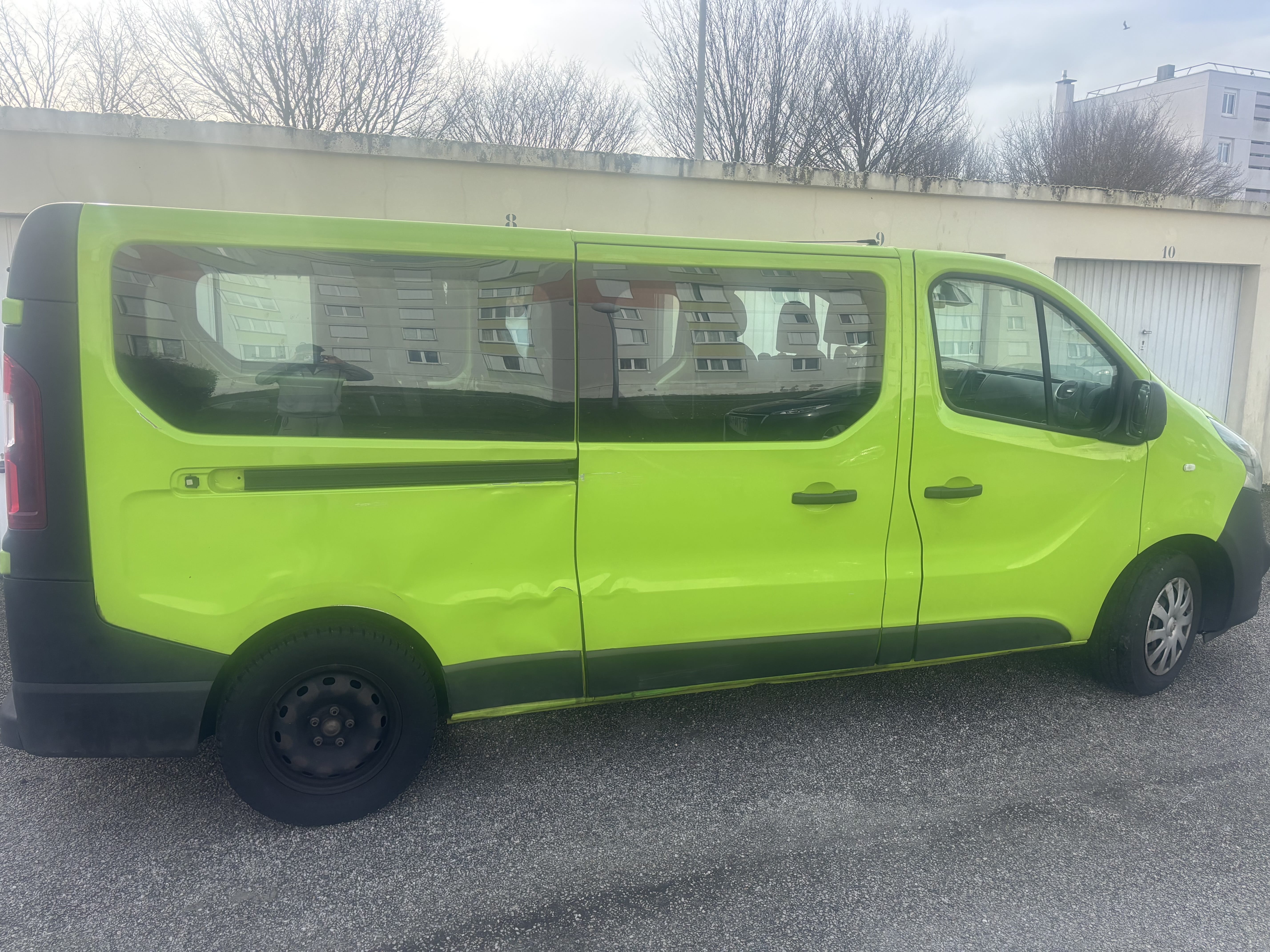 Opel Vivaro avec GPS