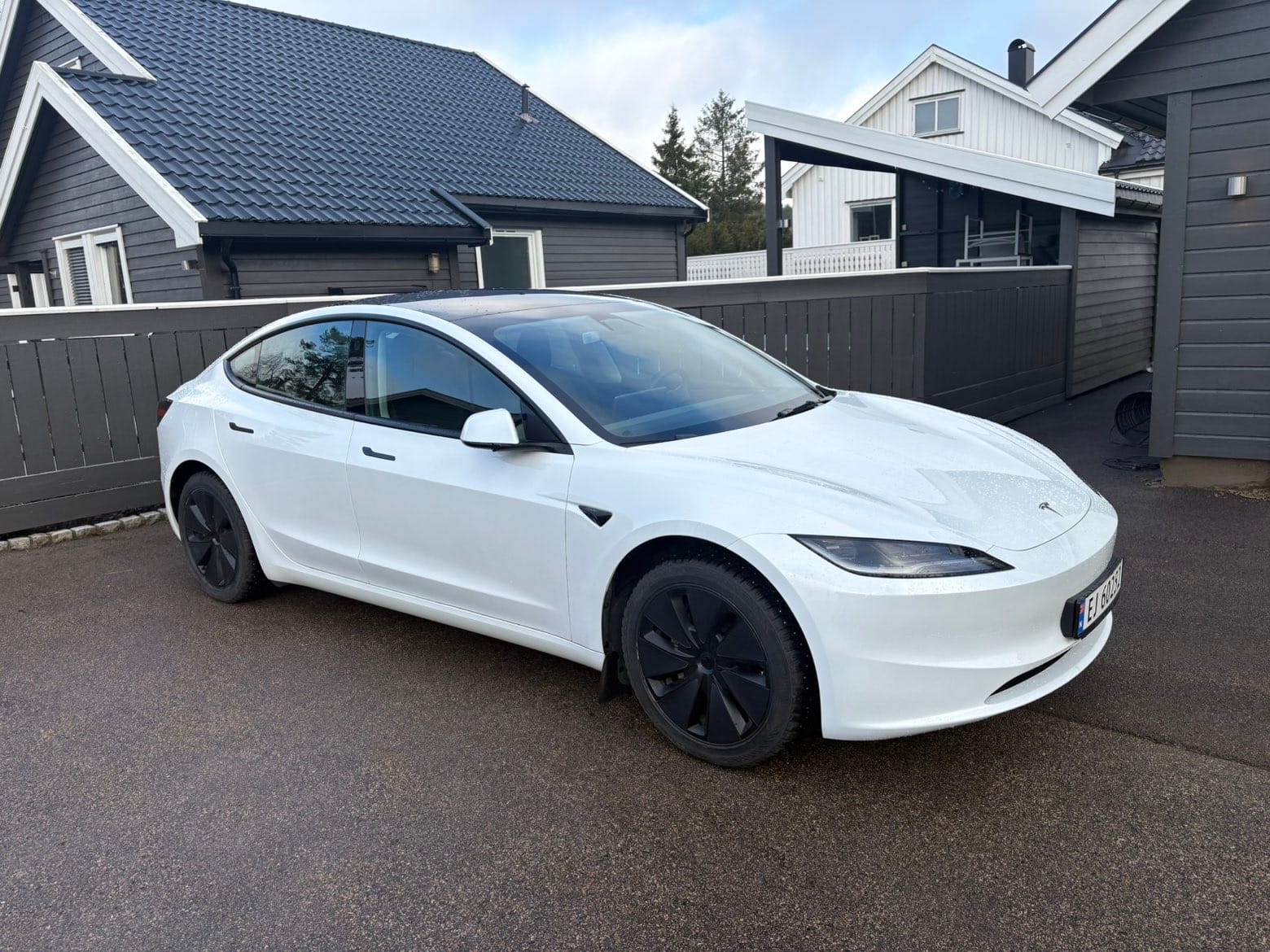 Tesla Model 3, 2024, Elektrisk, automatisk