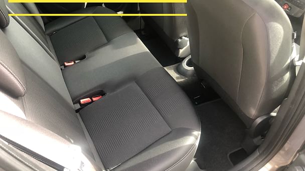 Renault Clio Louez la Renault Clio Essence – Sécurité, Confort et Économie !