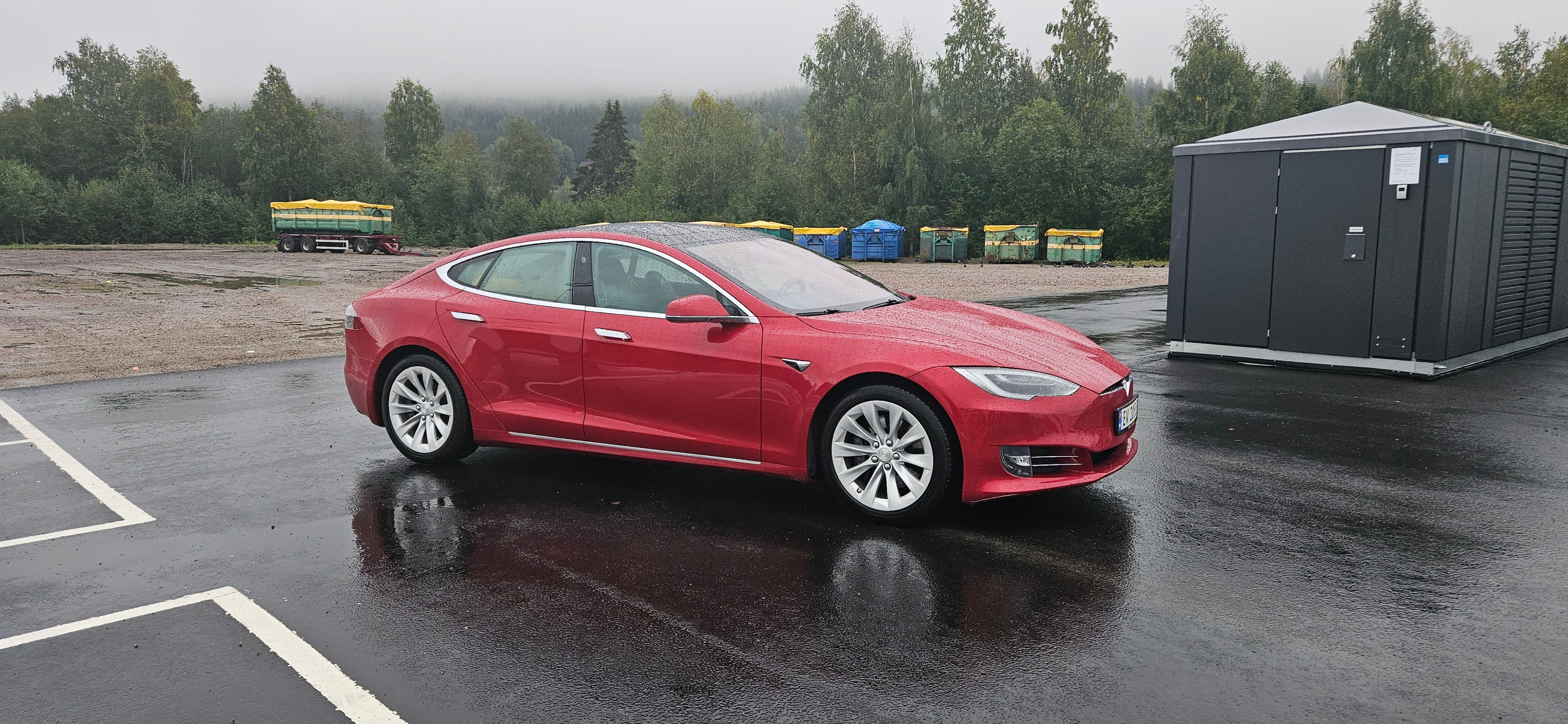 Tesla Model S 75 med Aircondition