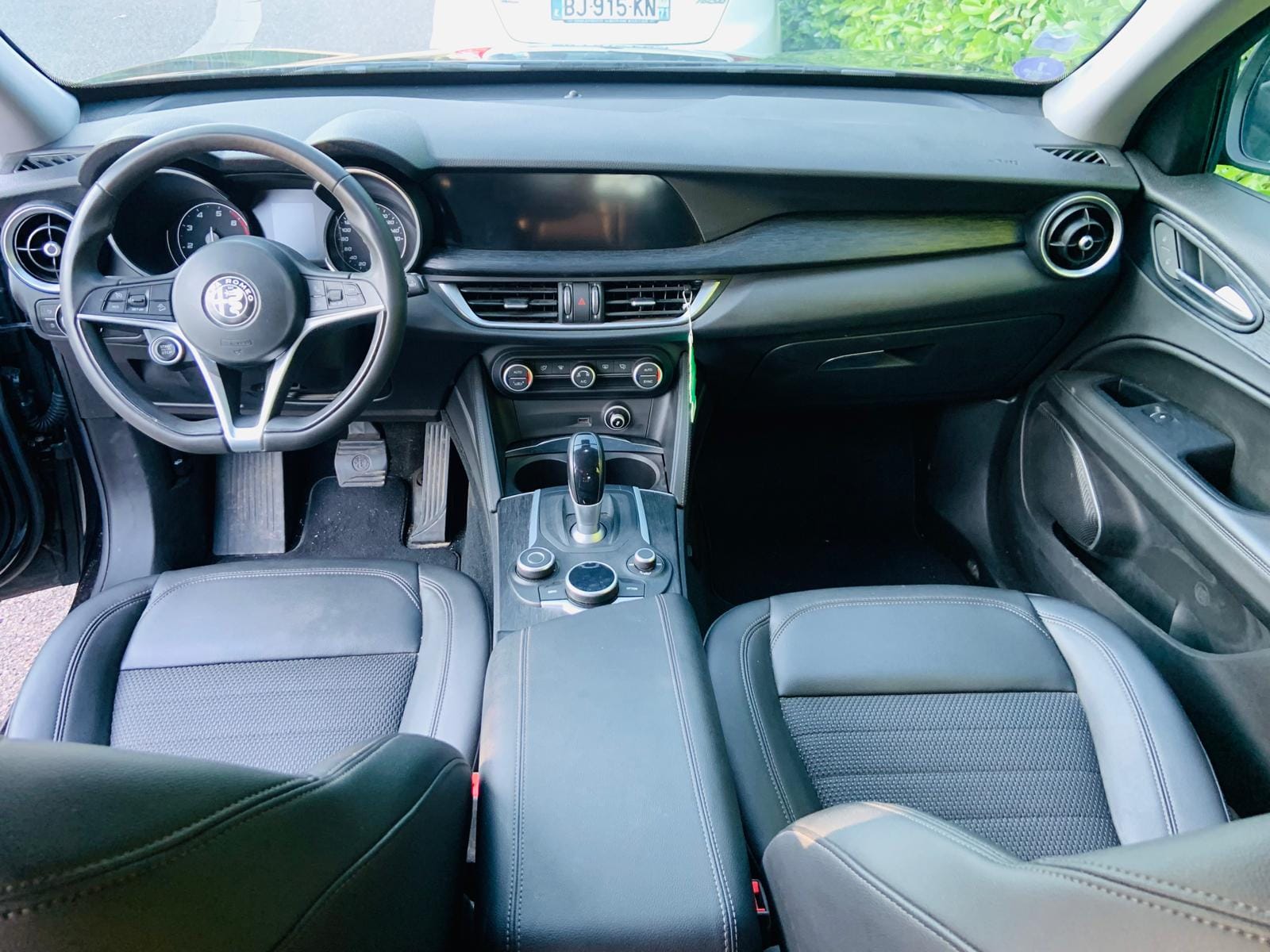 Alfa-Romeo Stelvio avec Caméra de recul