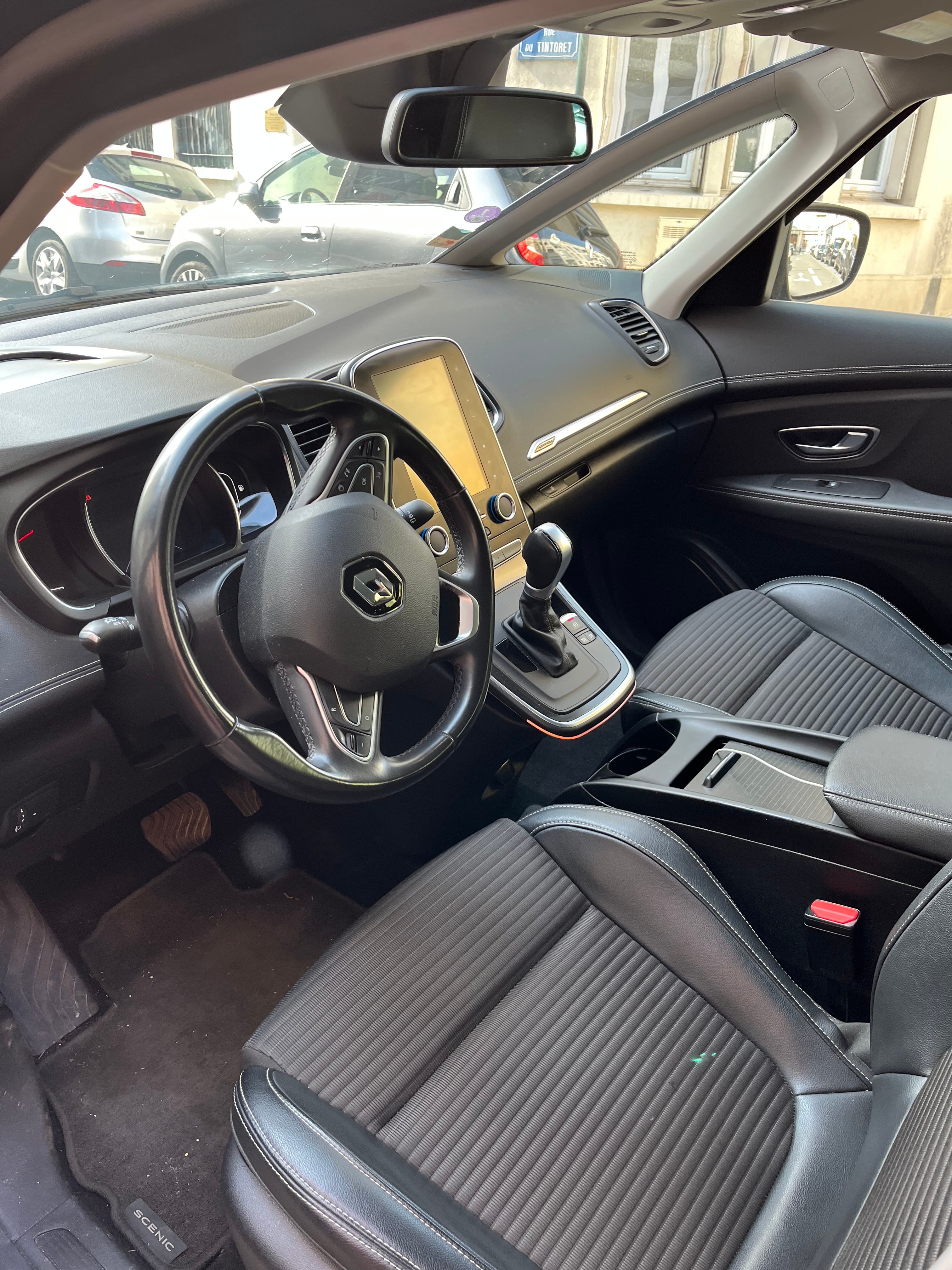 Renault Grand Scenic TCE 140 avec Régulateur de vitesse