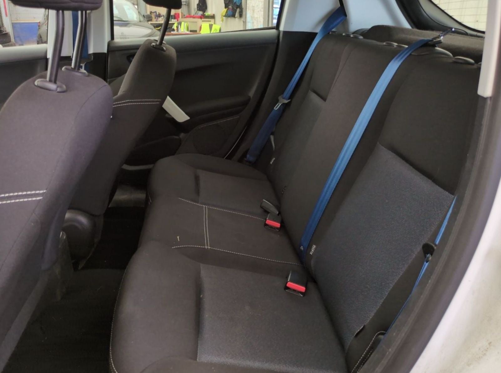 Peugeot 208 avec Port USB