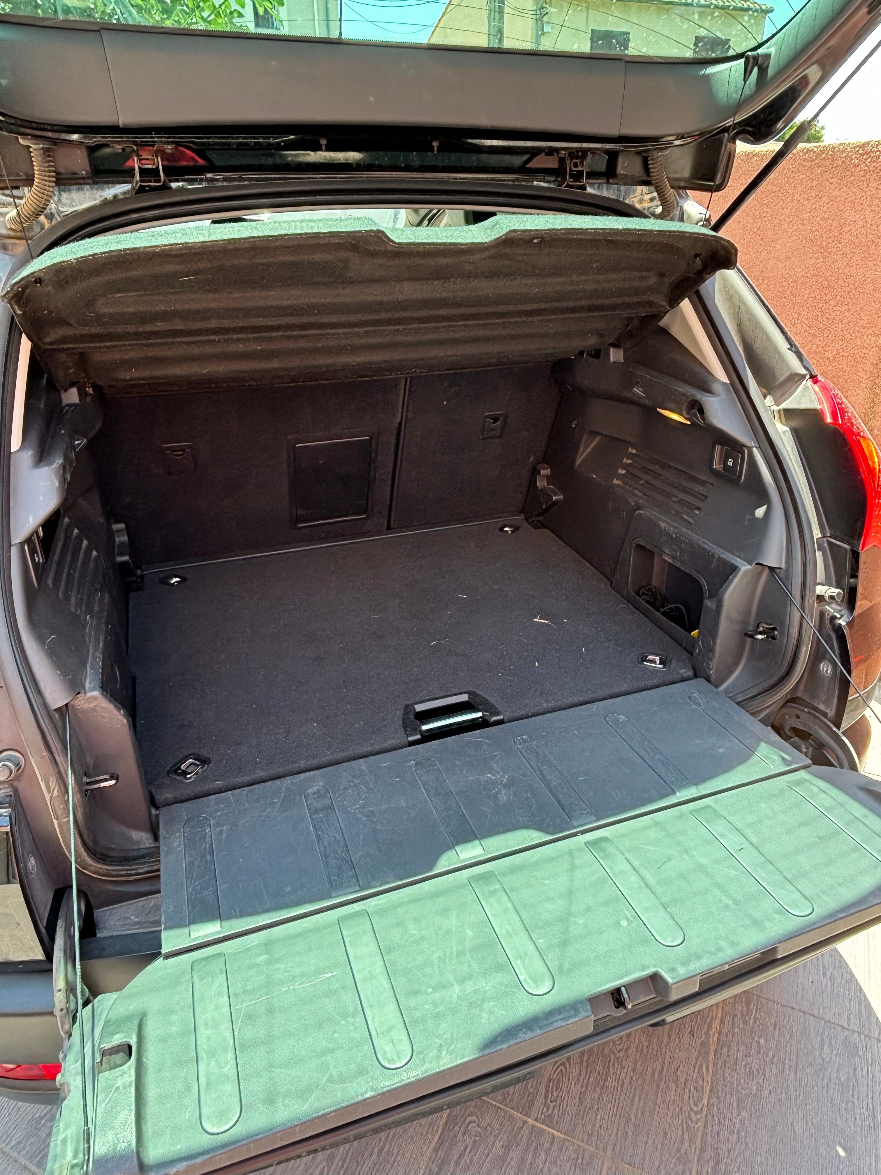 Peugeot 3008 with Bluetooth audio