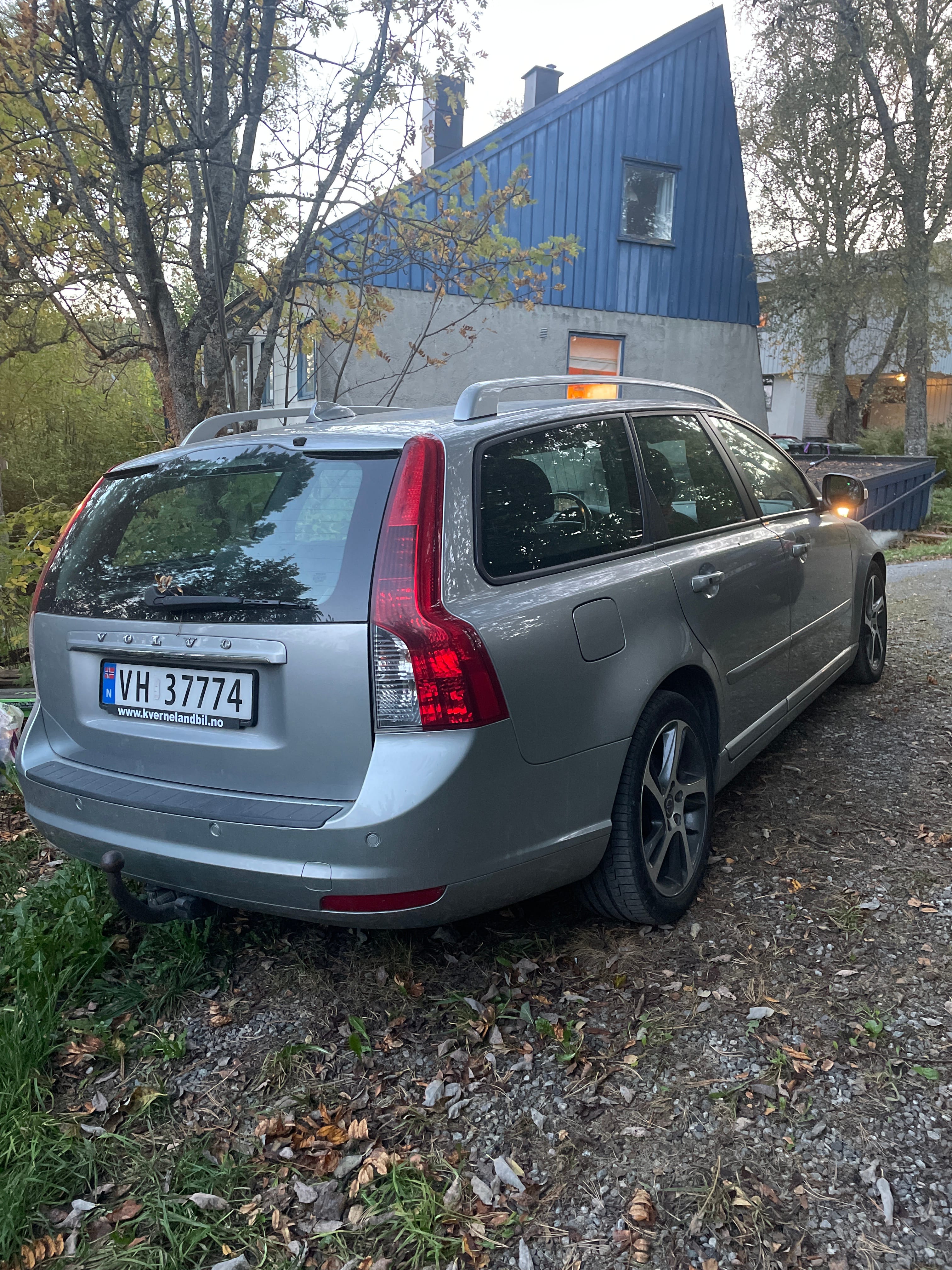 Volvo V50 with Cruise control