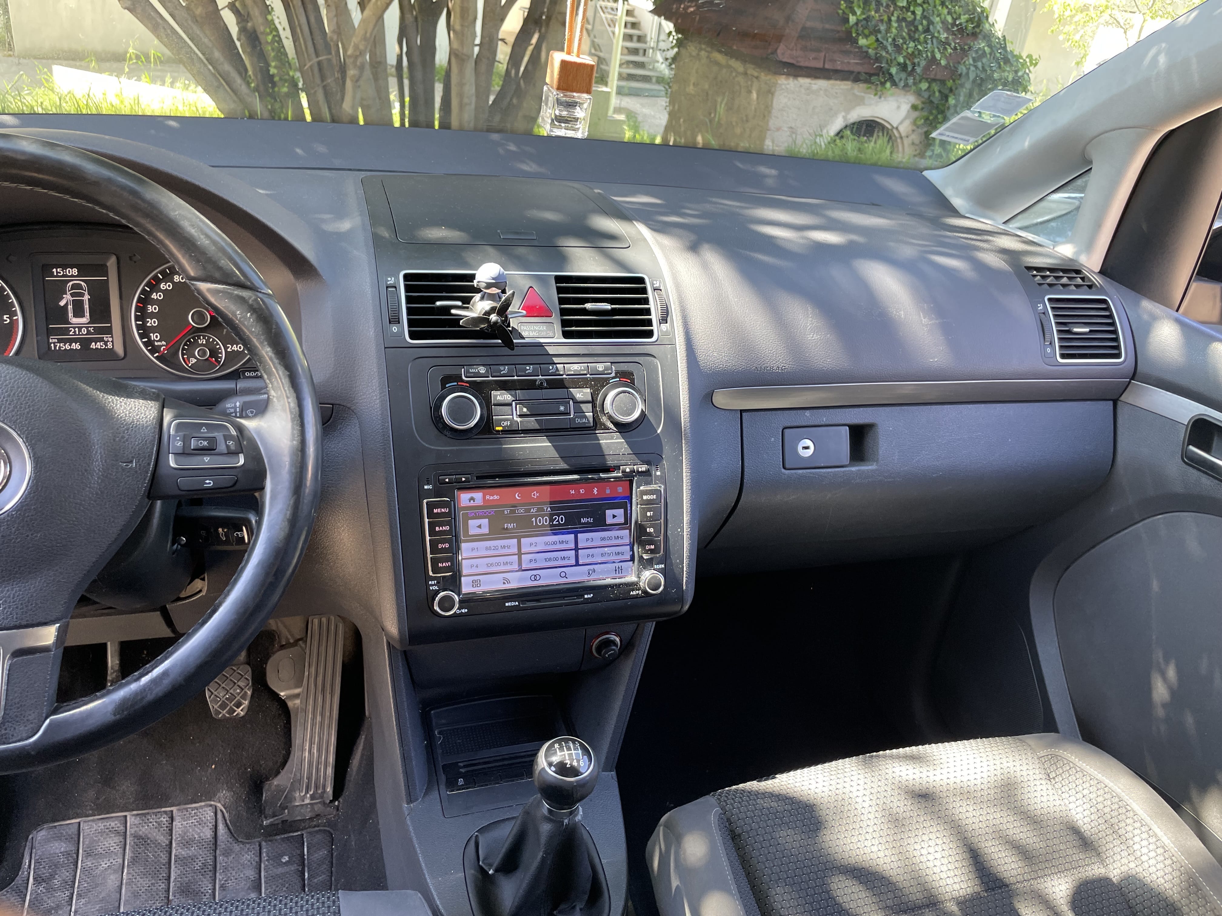 Volkswagen Touran avec GPS