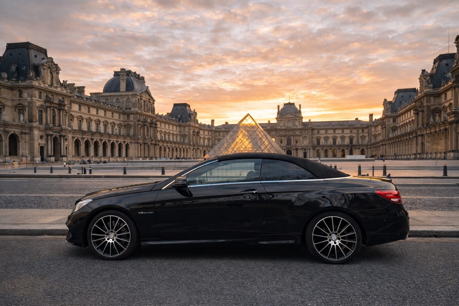 Mercedes-Benz Classe E Cabriolet V8 BI-TURBO avec Audio Bluetooth