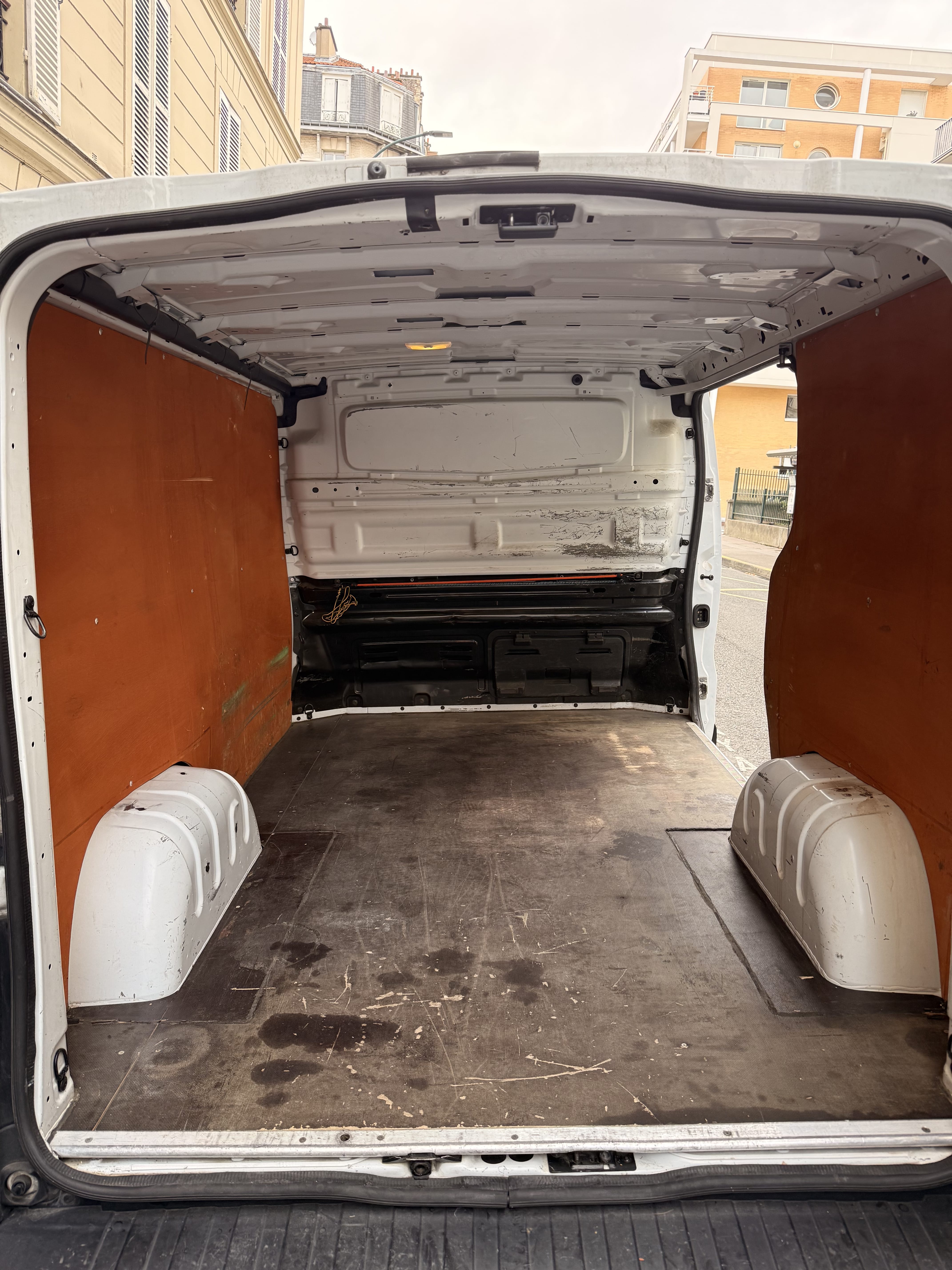 Renault Trafic 1.6 dci 120ch avec Audio Bluetooth