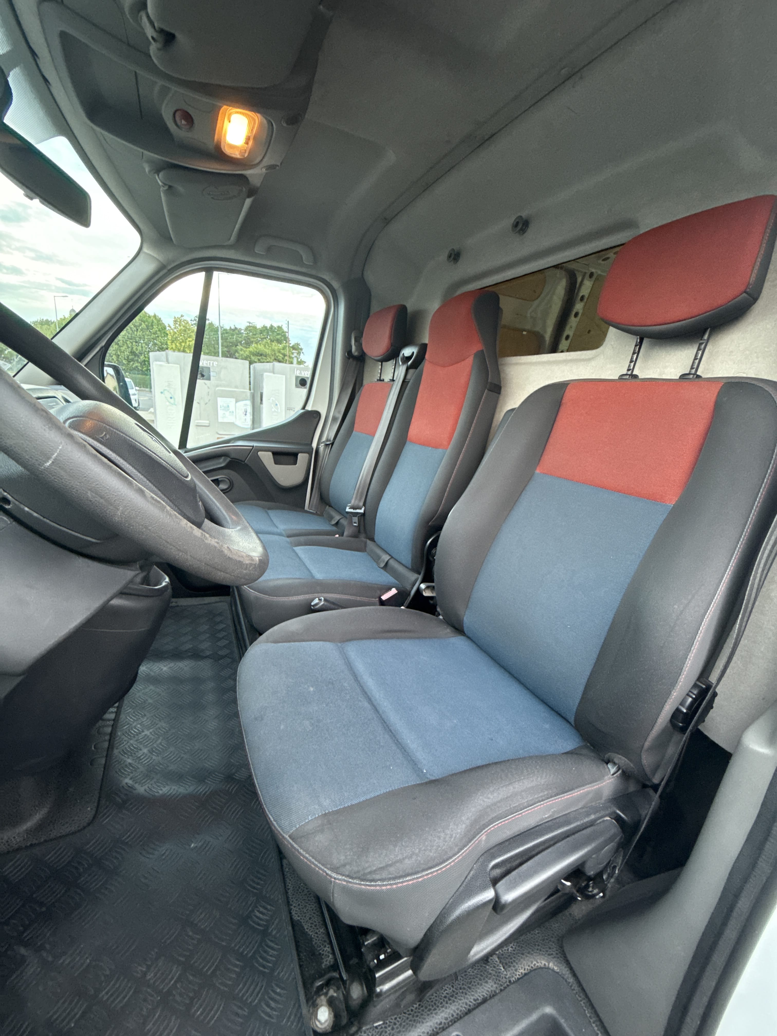 Renault Master 2.3 dCi 110ch Grand Confort Manuelle avec Entrée audio / iPod