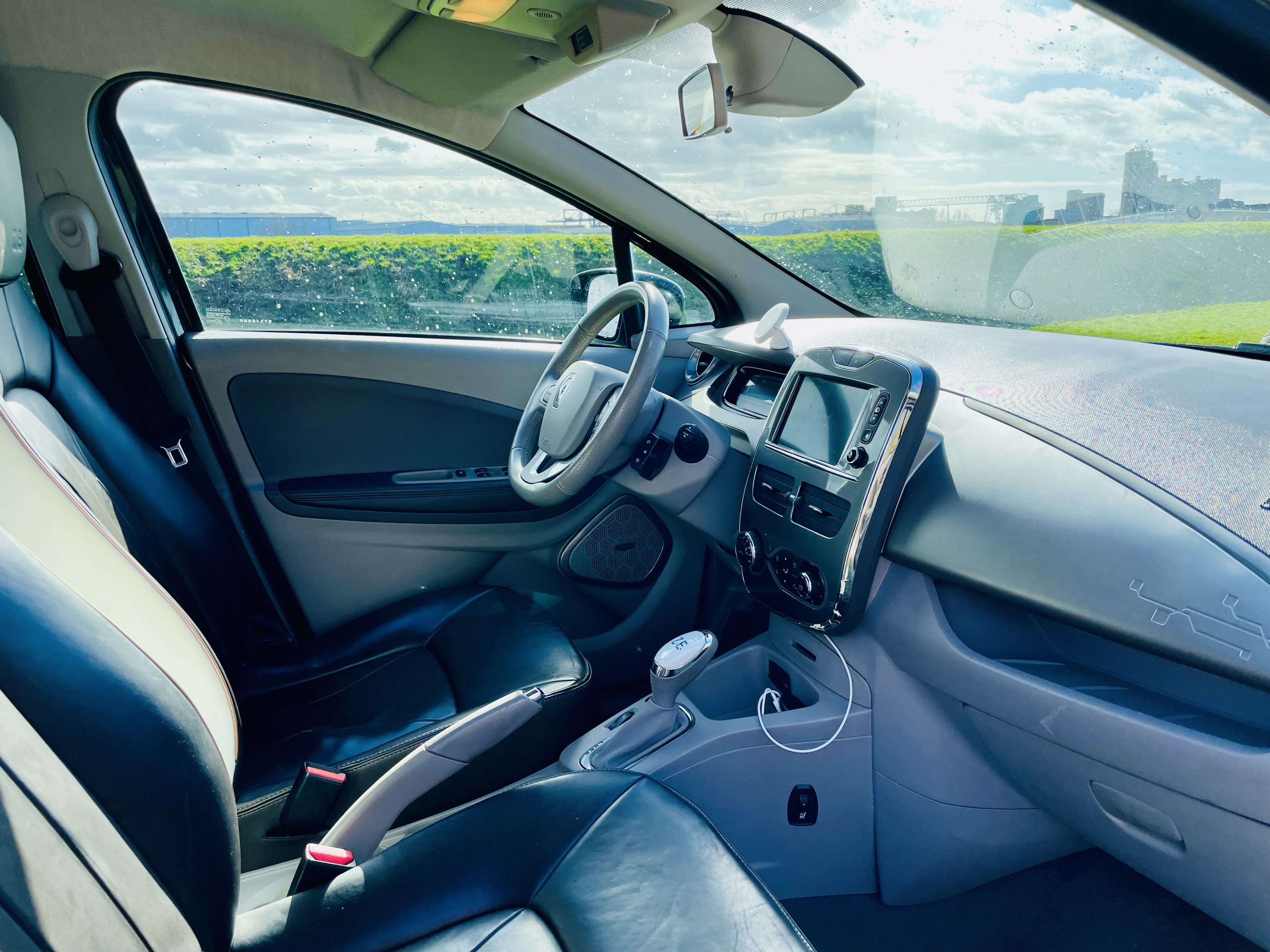 Renault ZOE Free Parking avec Régulateur de vitesse
