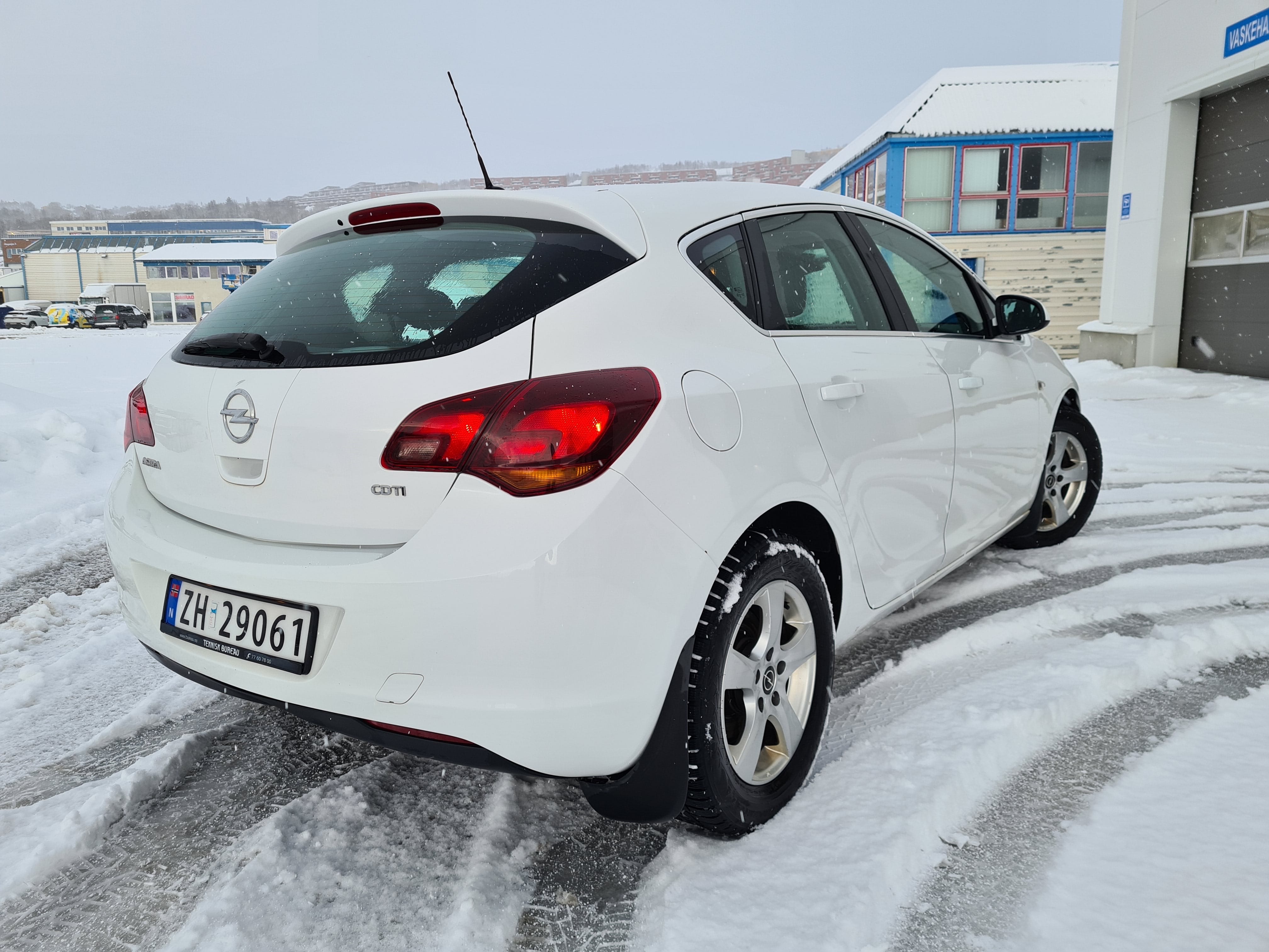 Opel Astra con Entrada de Audio/iPod