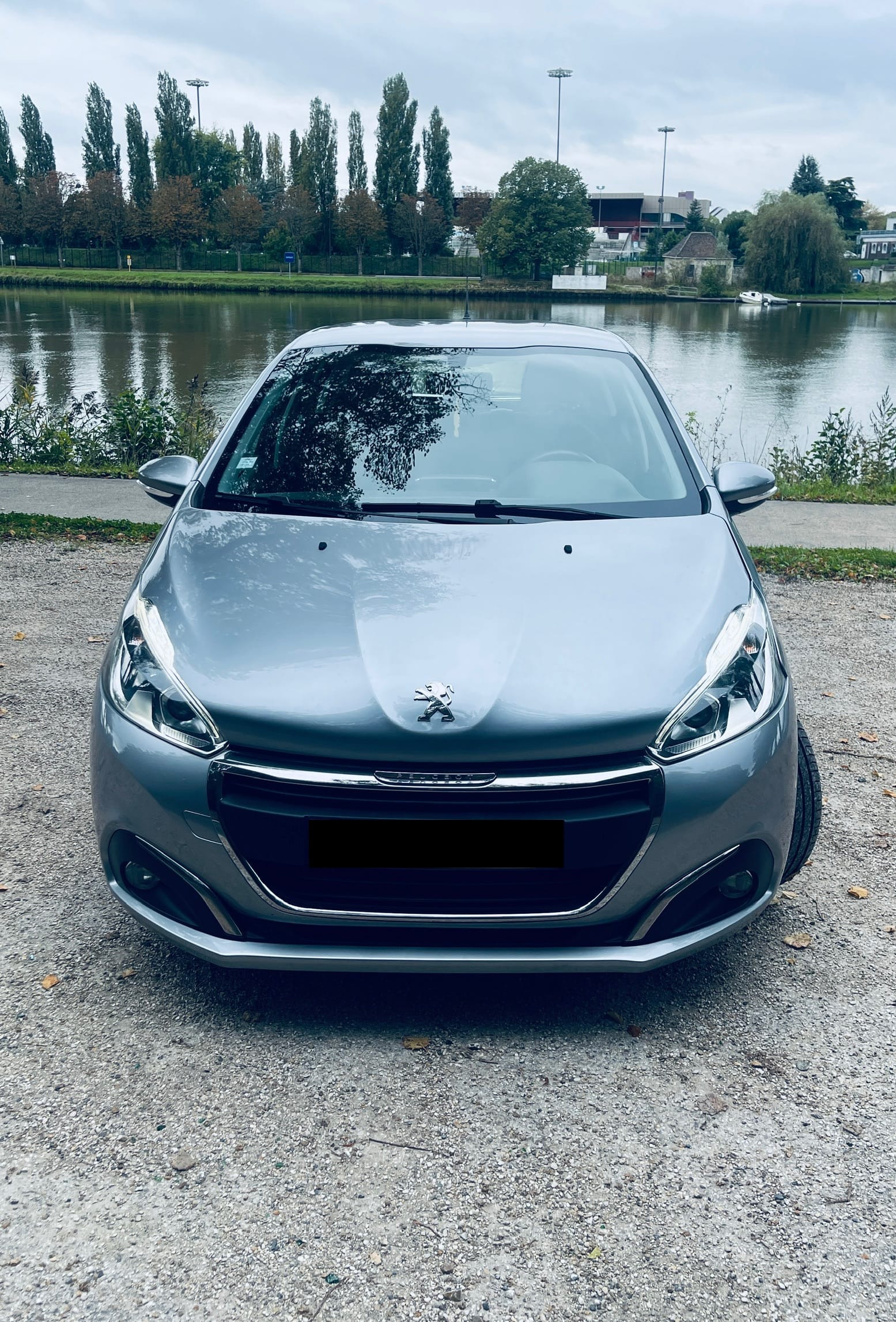 Peugeot 208 1.5 HDI avec Audio Bluetooth