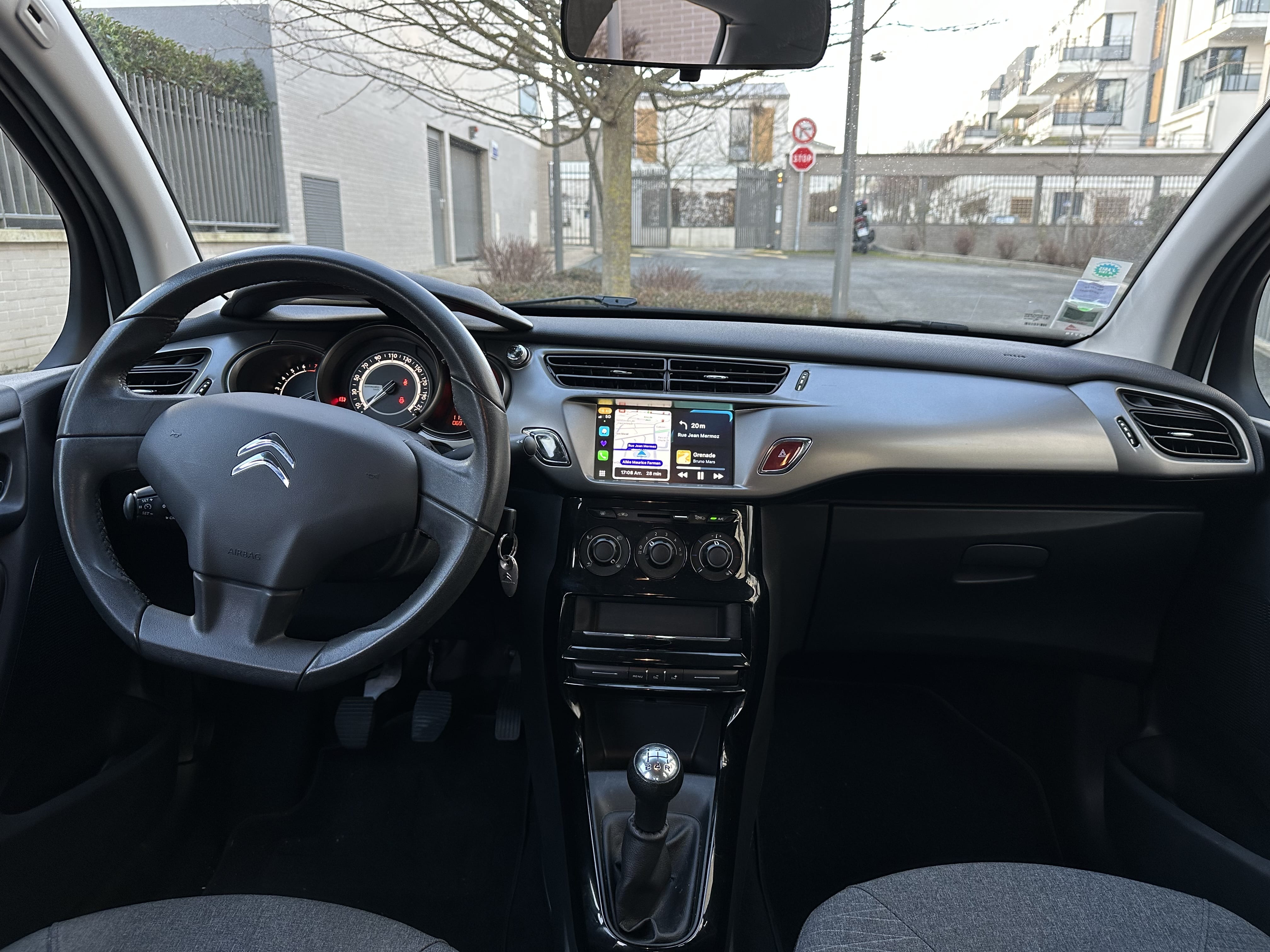 Citroen C3 avec CarPlay / Android Auto avec Régulateur de vitesse