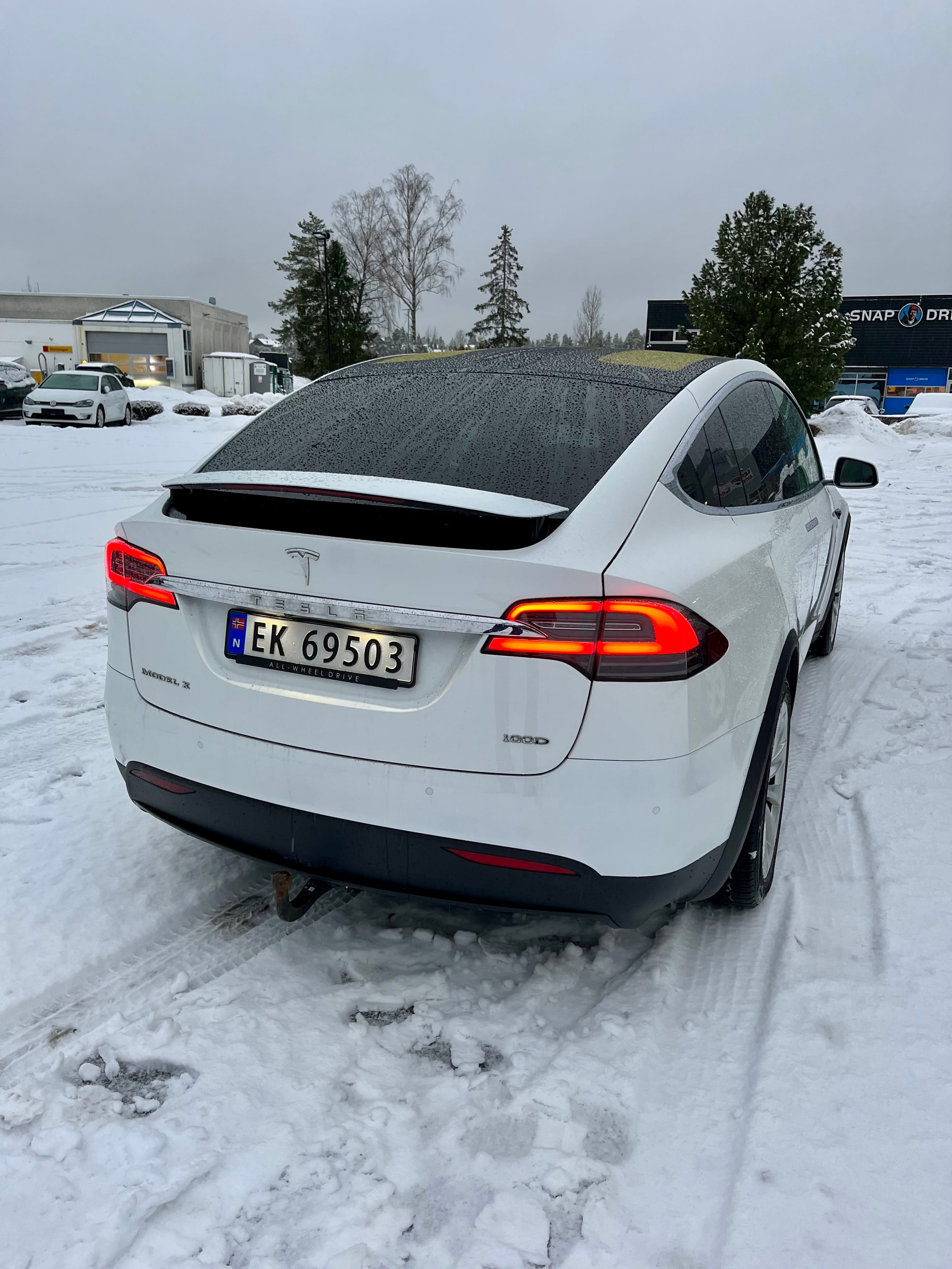Tesla Model X med Aircondition