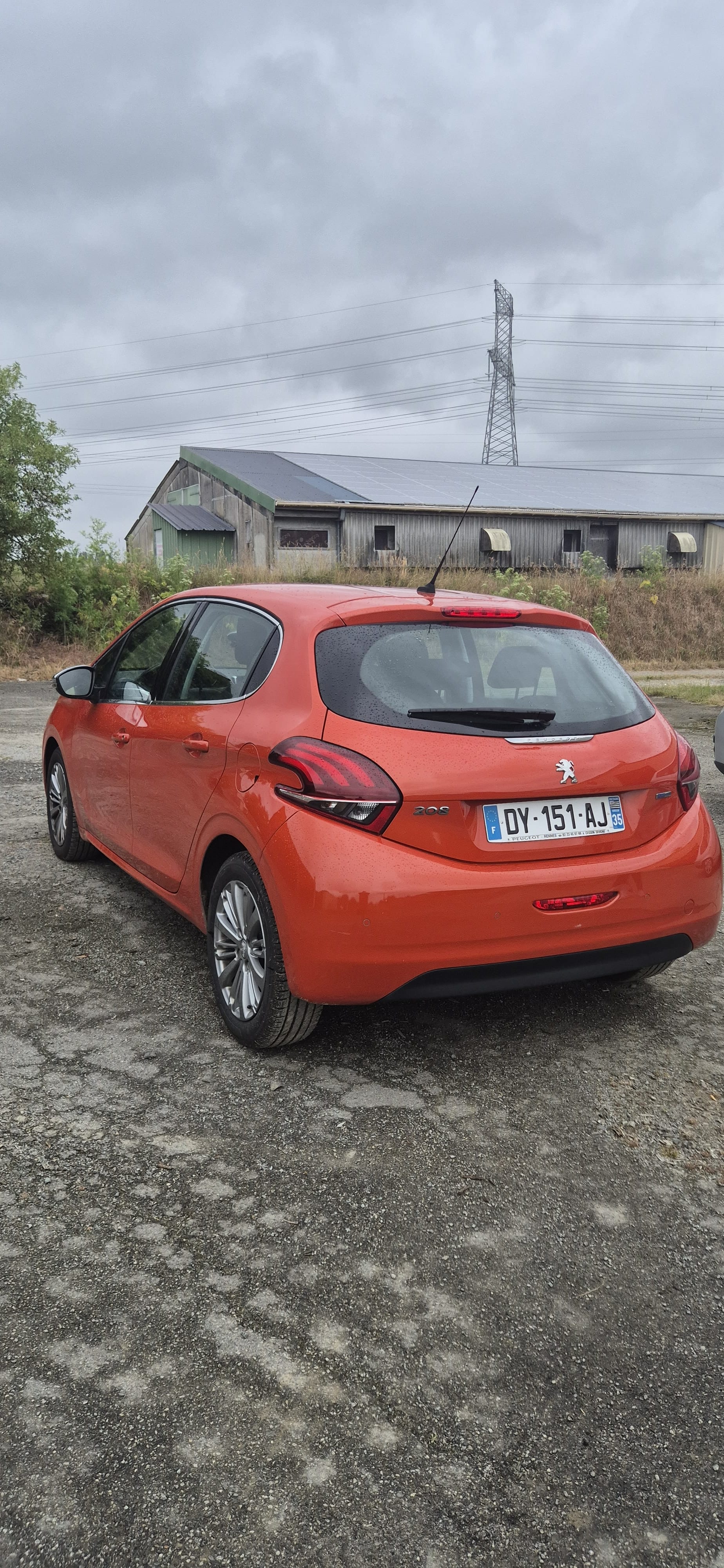 Peugeot 208 avec Régulateur de vitesse