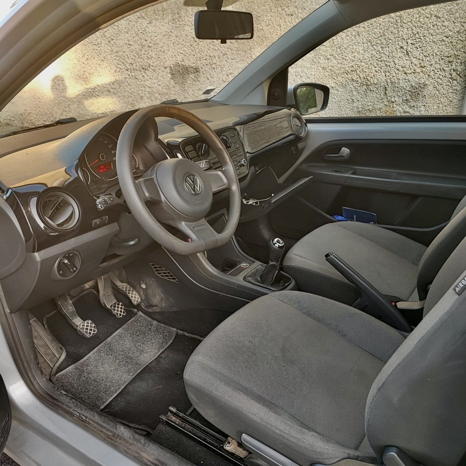 Volkswagen Up! (9min à pied de la gare) avec Pneus neige