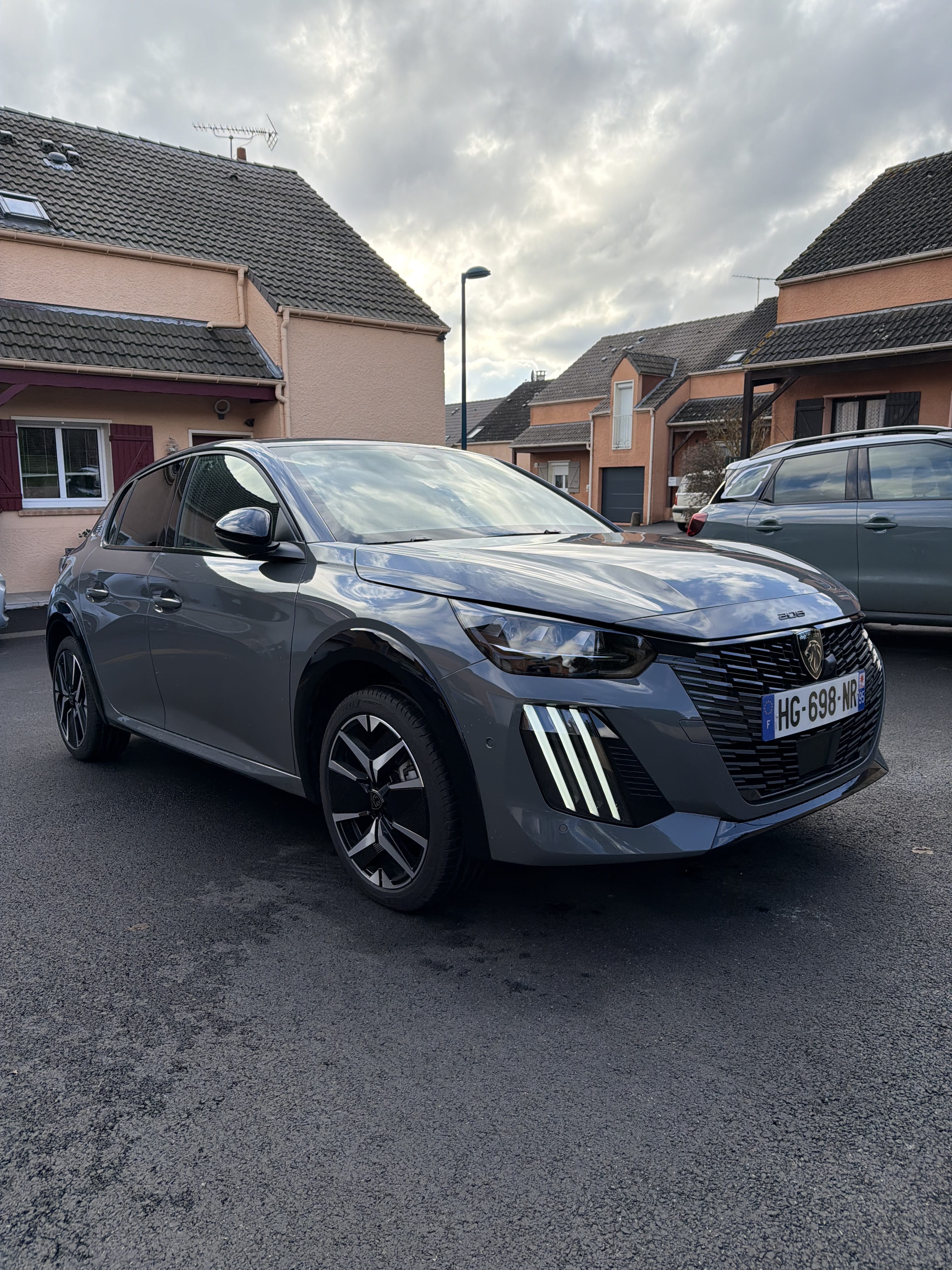 Peugeot 208, 2025, Électrique, automatique