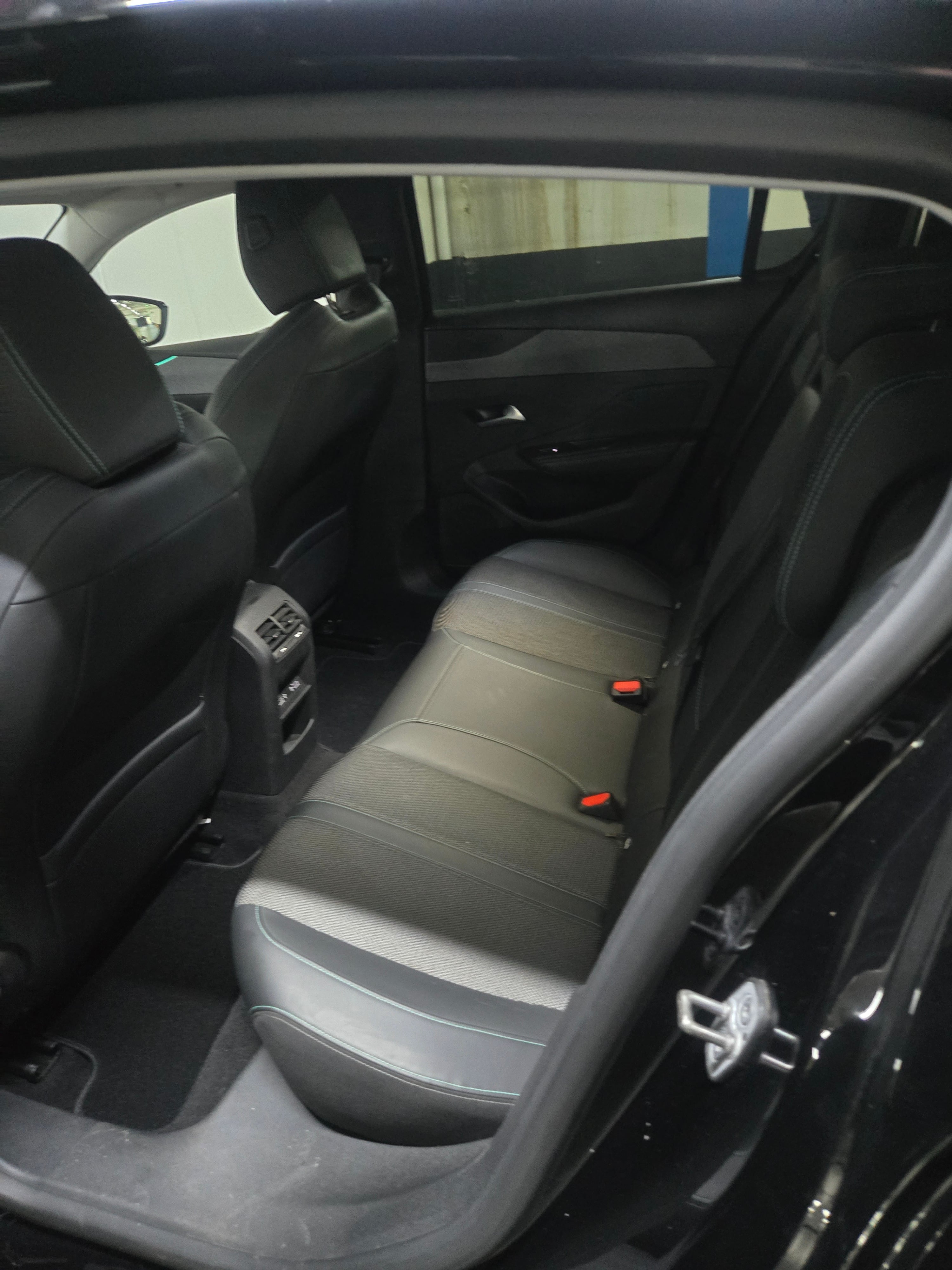 Peugeot 308 avec GPS