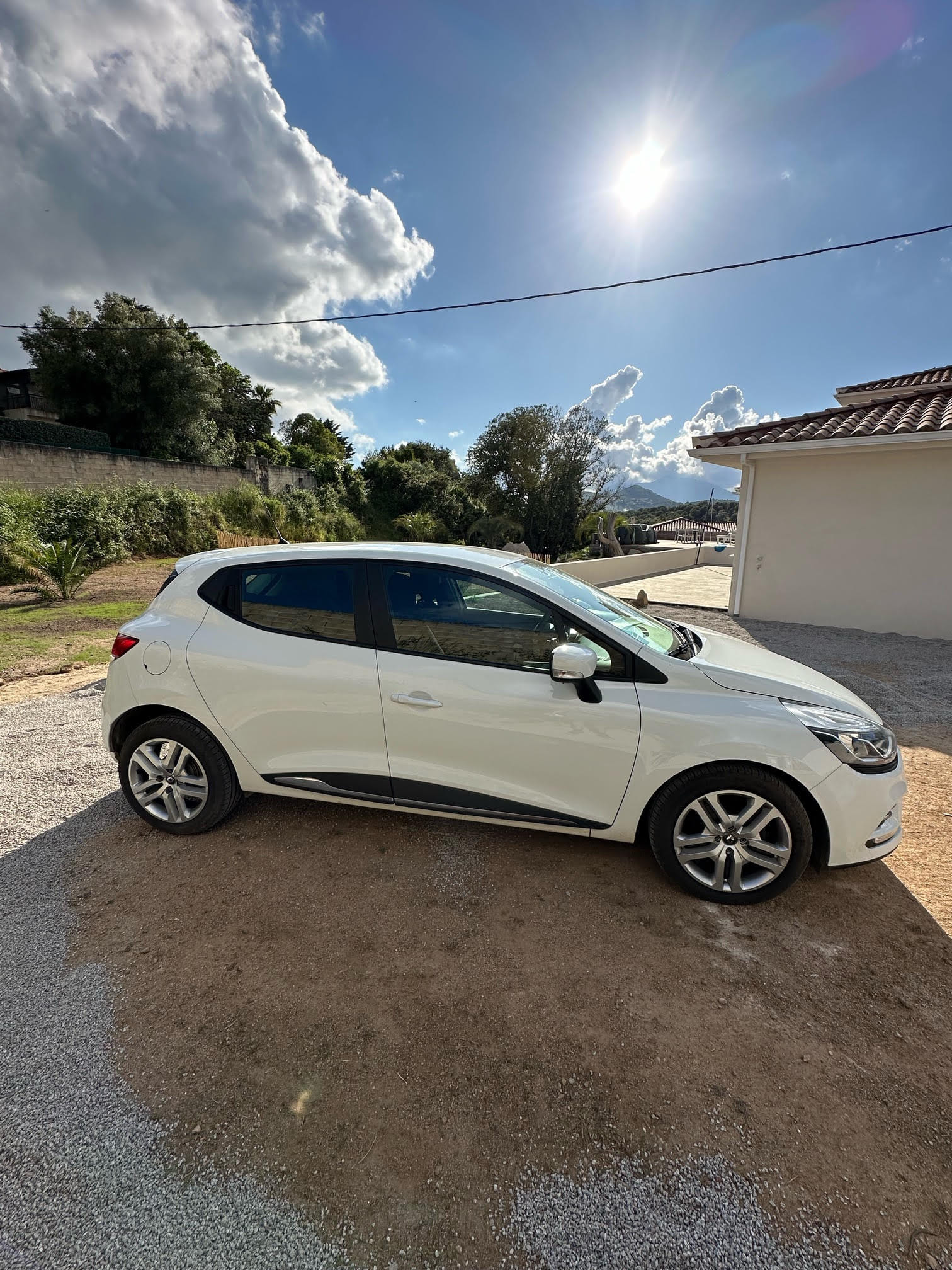 Renault Clio avec Climatisation