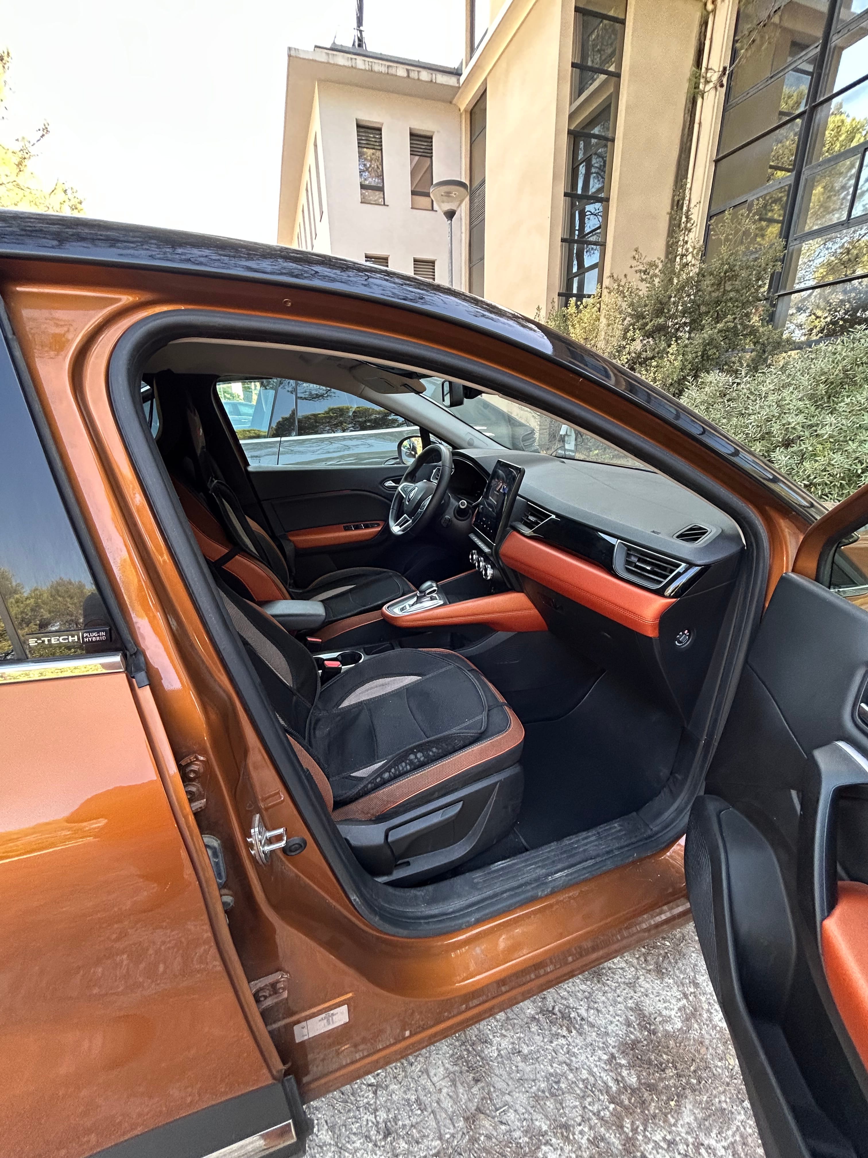 Renault Captur with Bluetooth audio