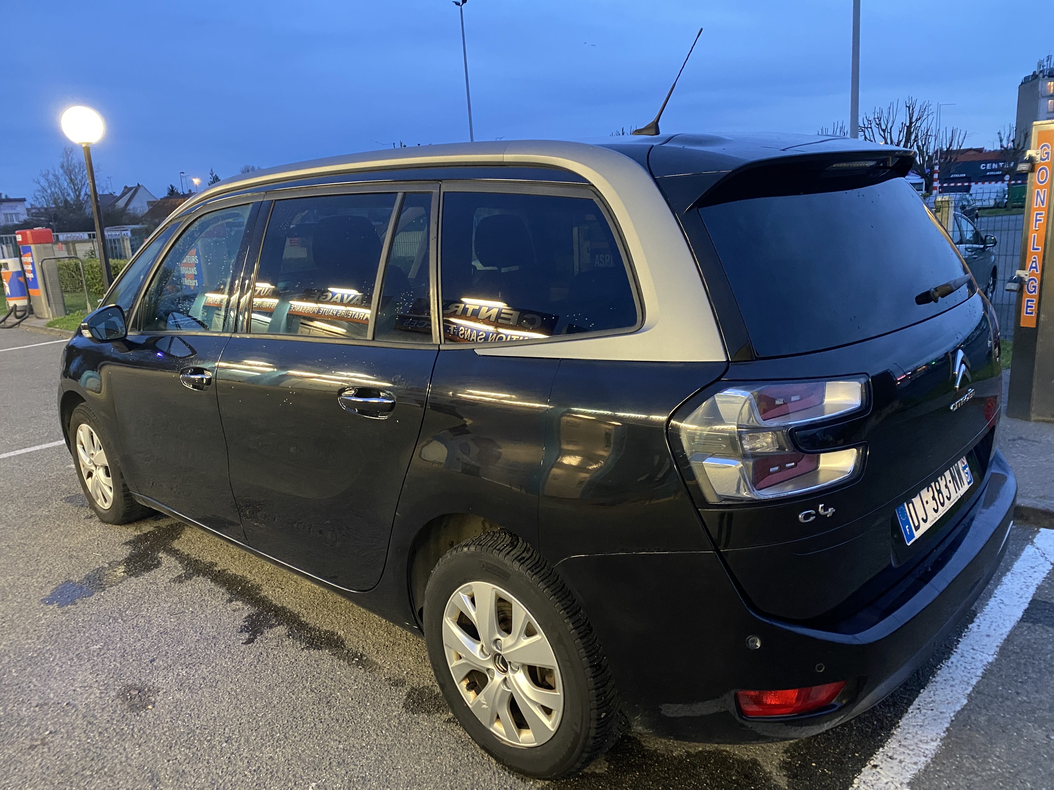 Citroen C4 Grand Picasso 2.0 hdi boite auto avec GPS