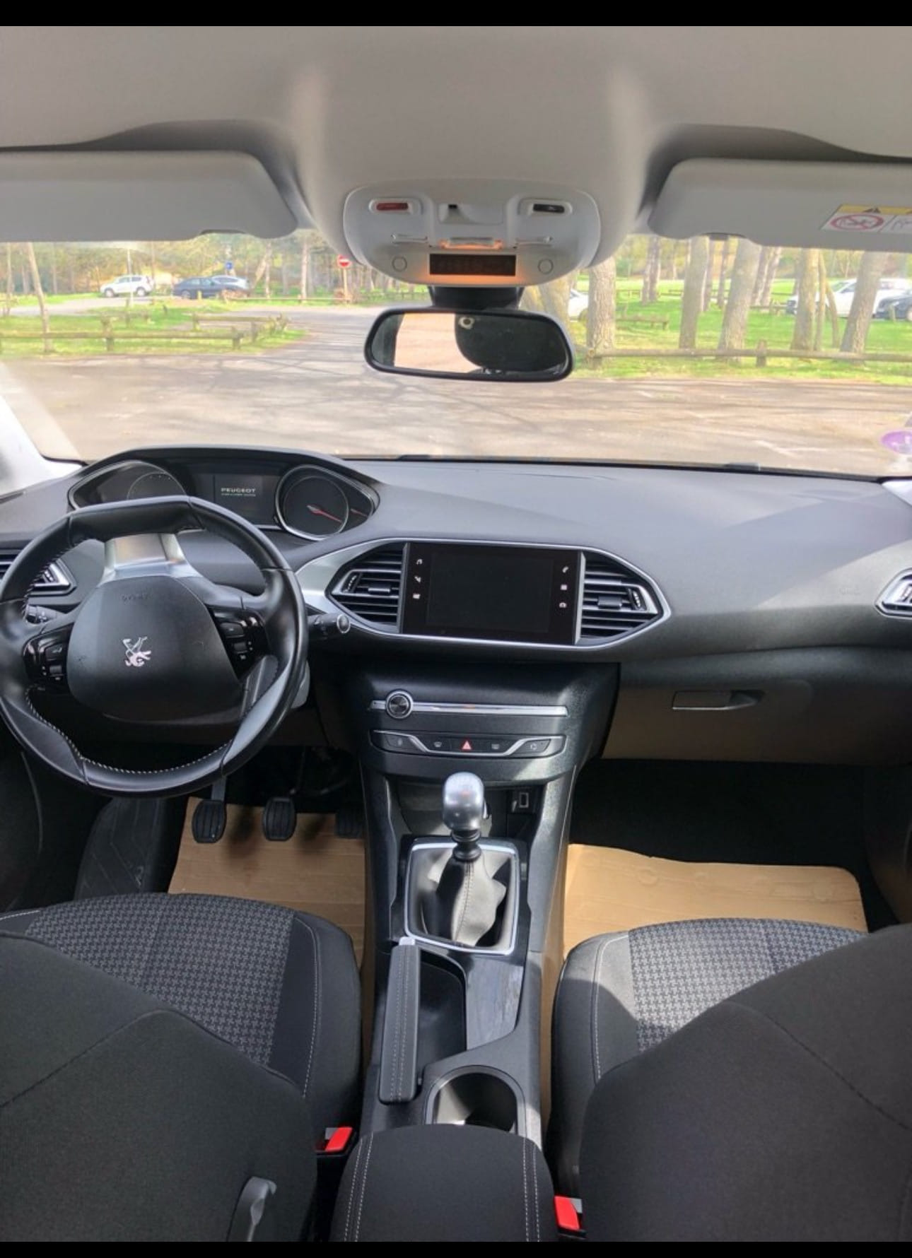 Peugeot 308 avec GPS