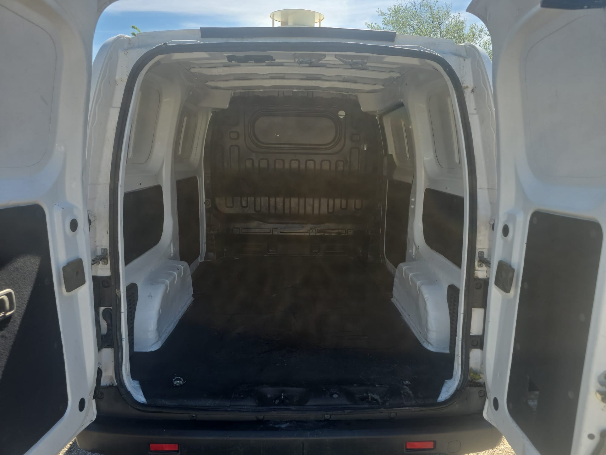 Nissan NV200 Combi avec Apple CarPlay