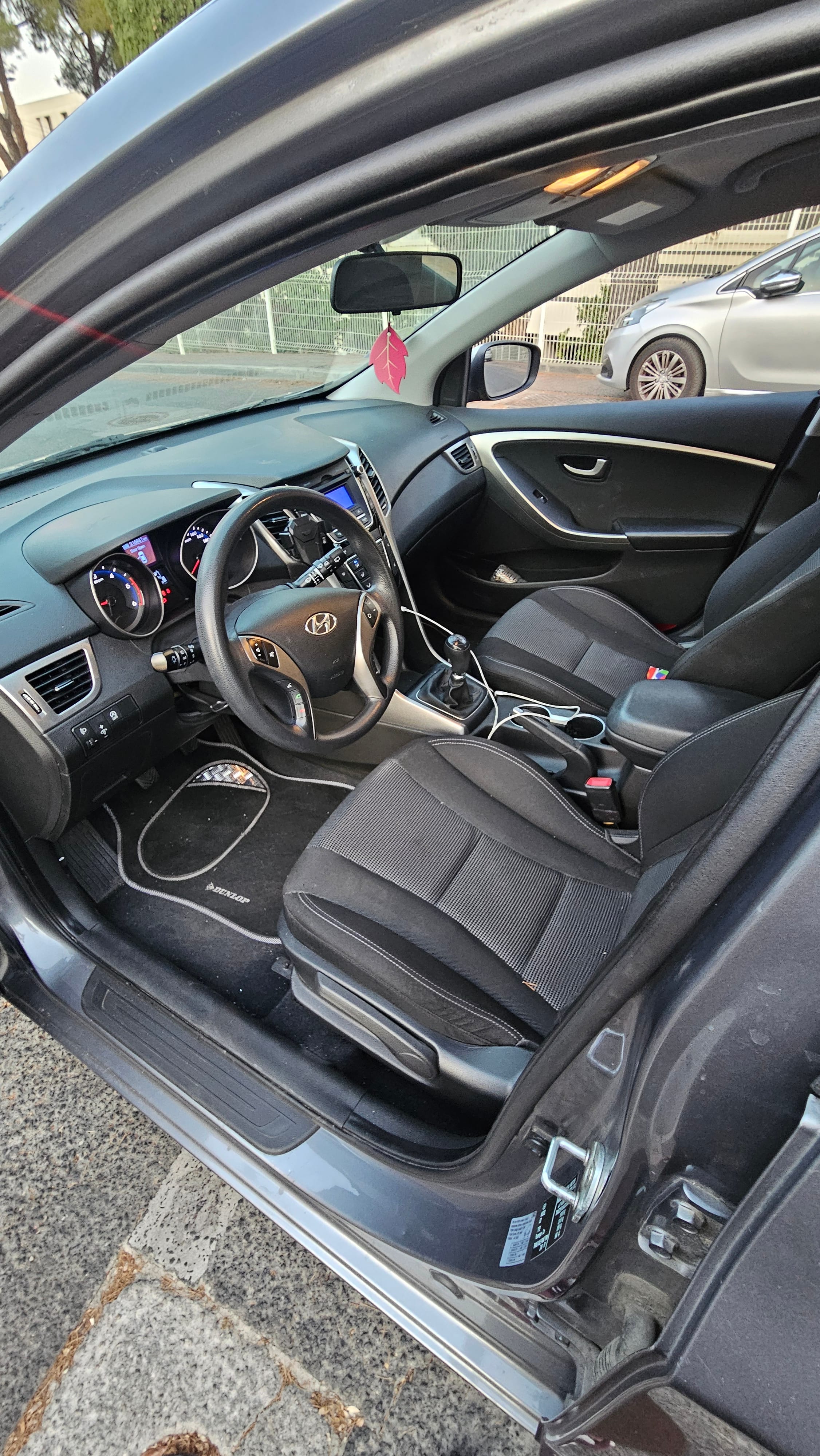 Hyundai i30 met Autoradio