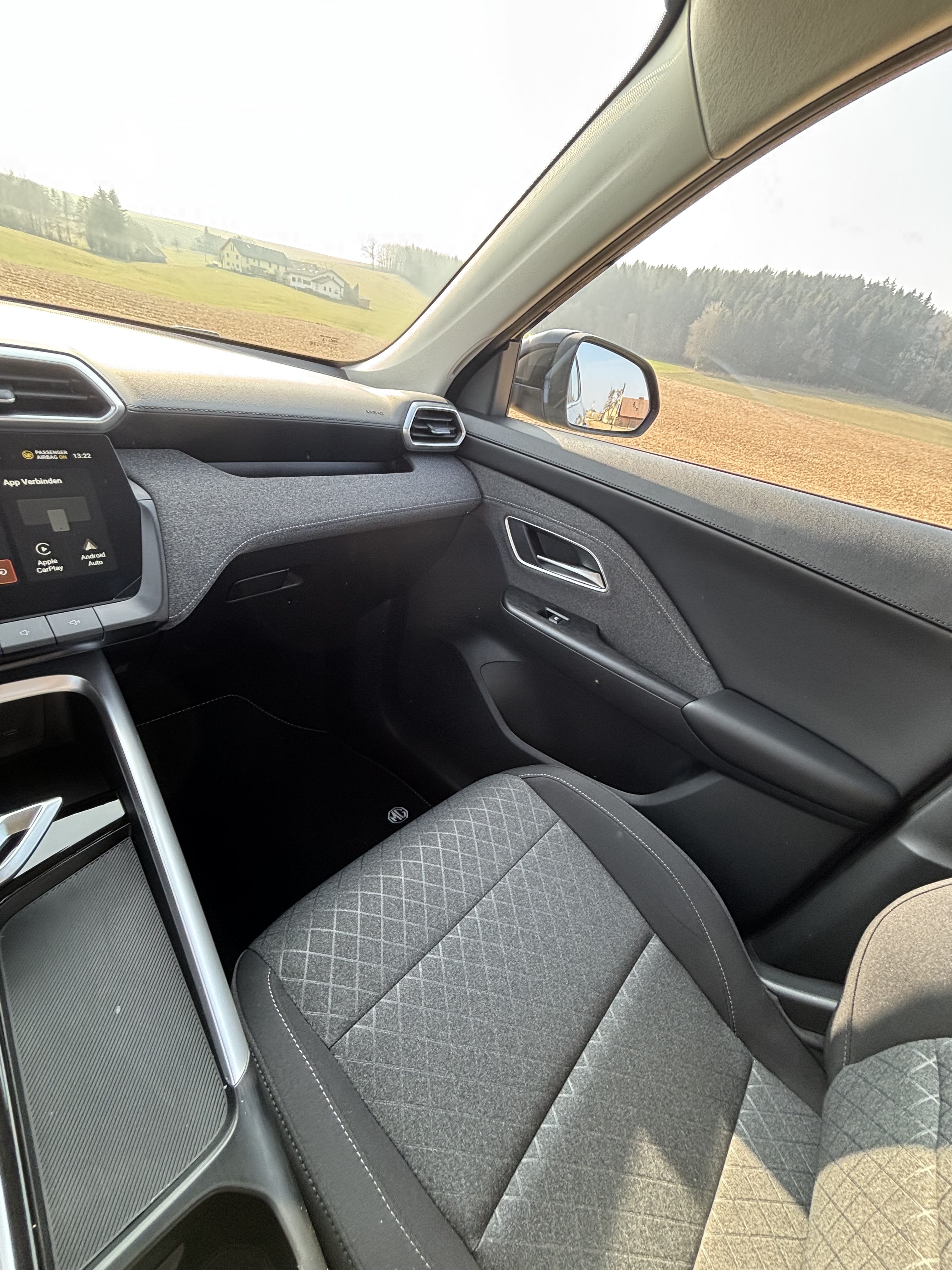 MG ZS Hybrid+ Hybrid Automatik mit Navigationsgerät