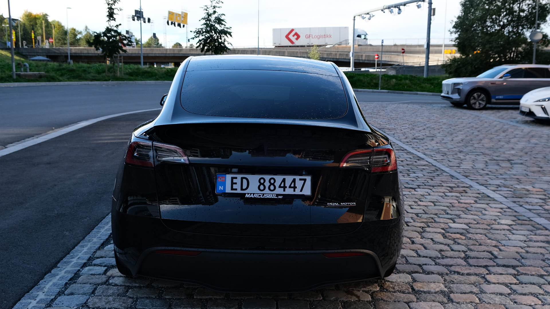 Tesla Model Y Performance med Firehjulstrekk