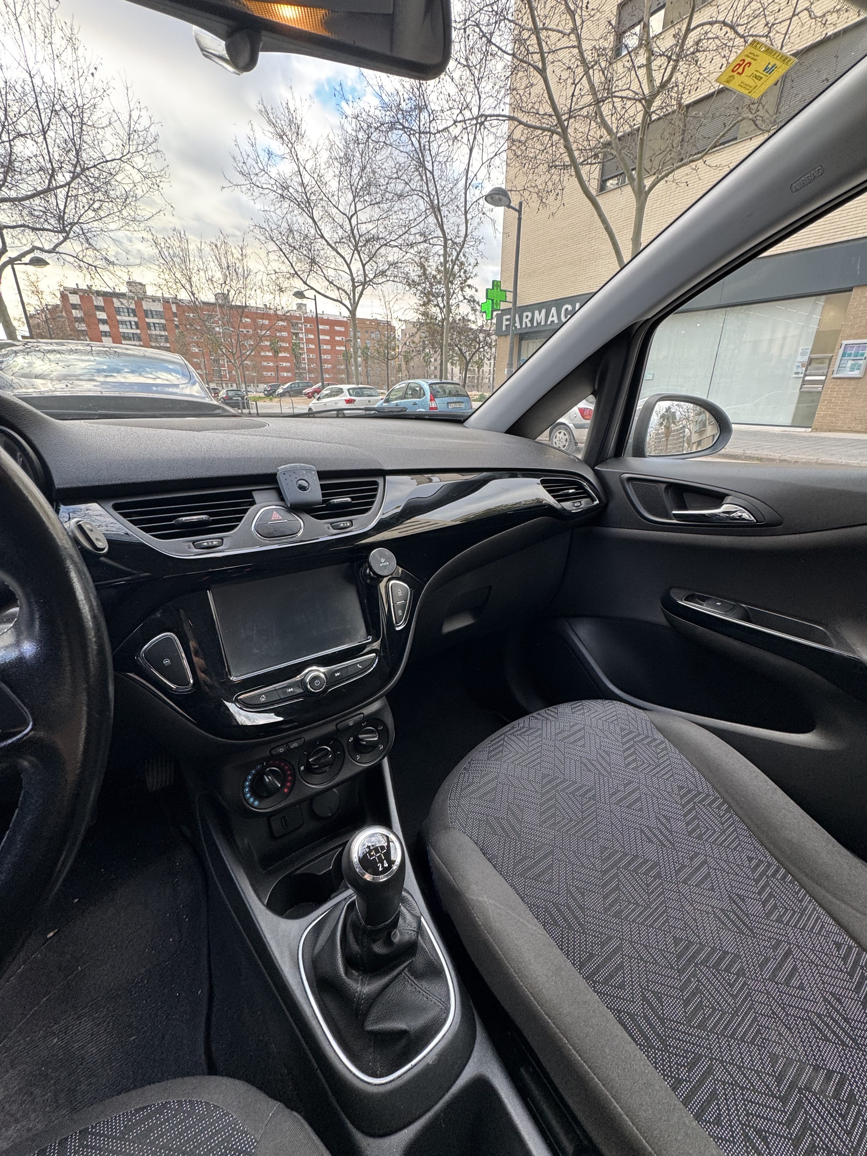 Opel Corsa med Bluetooth audio
