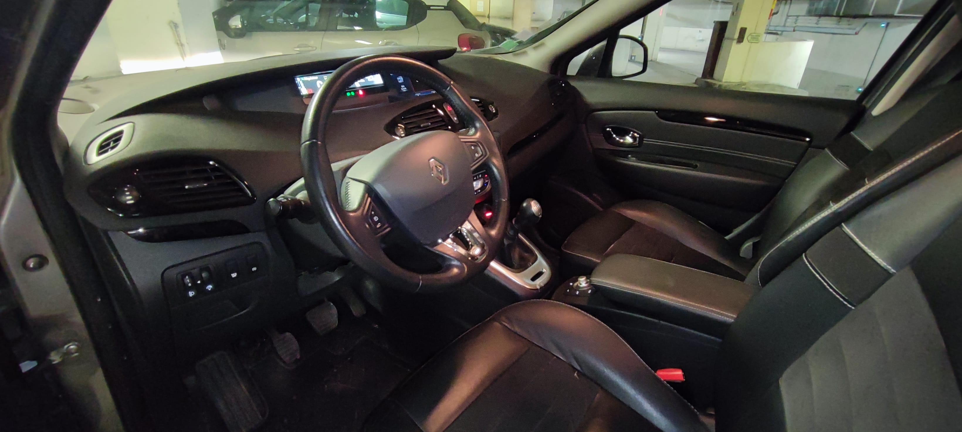 Renault Scenic avec Dashcam
