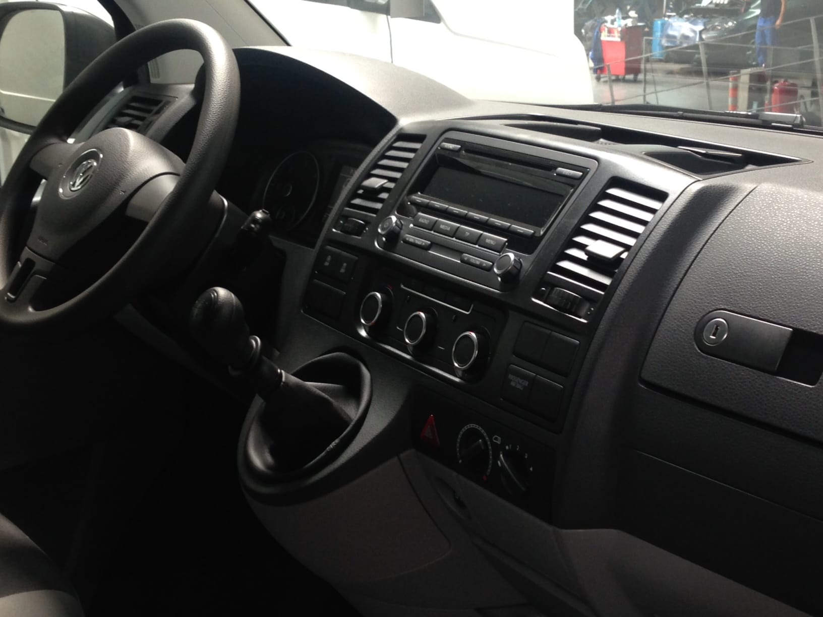 Volkswagen Transporter Combi 2.0 TDI 114CV avec Climatisation