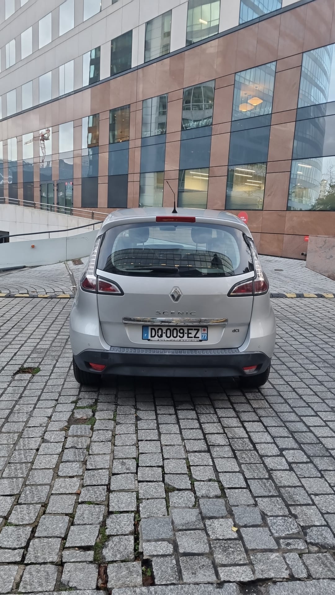 Renault Scenic 1.5 DCI avec Audio Bluetooth